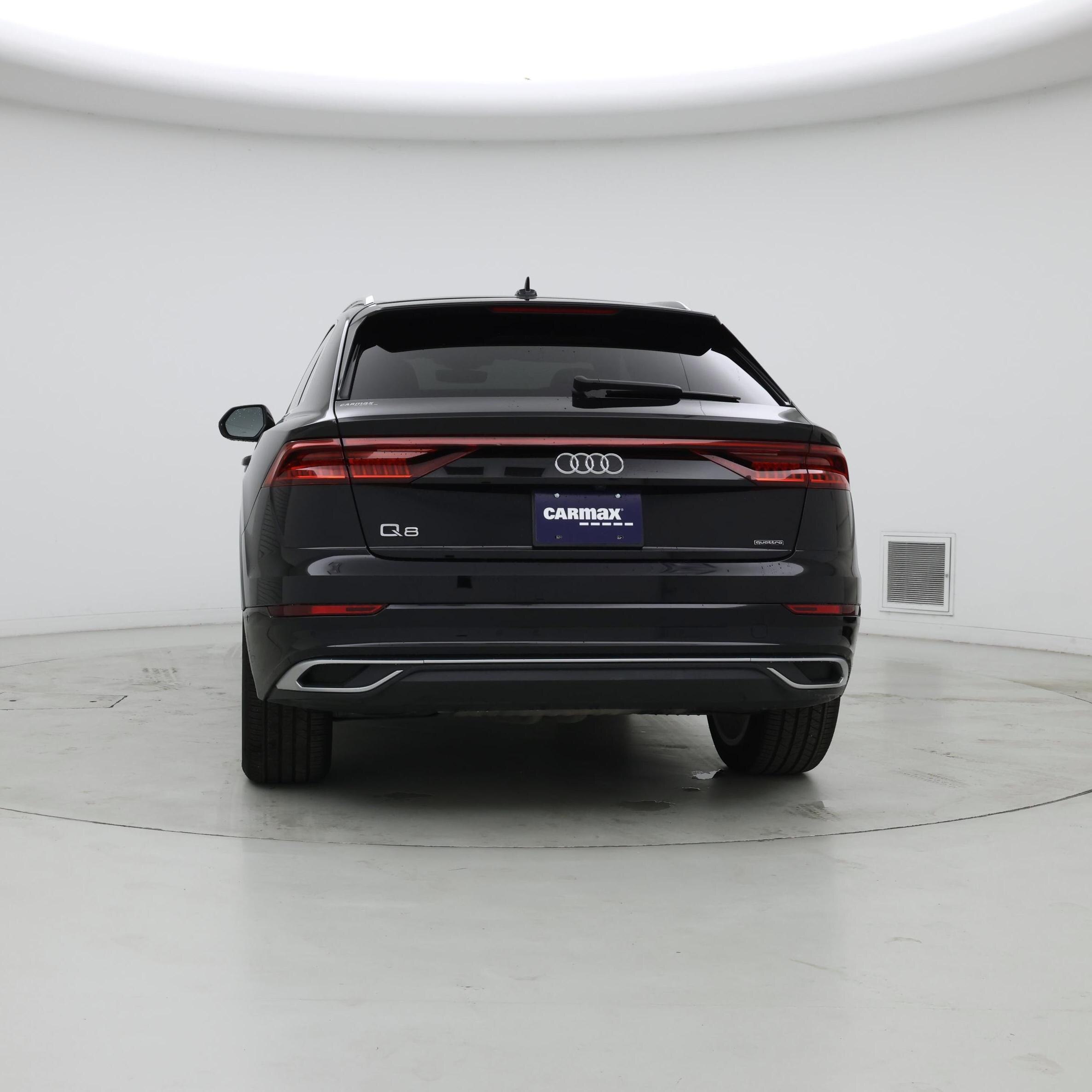 Thumbnail: 2021 Audi Q8 - 6