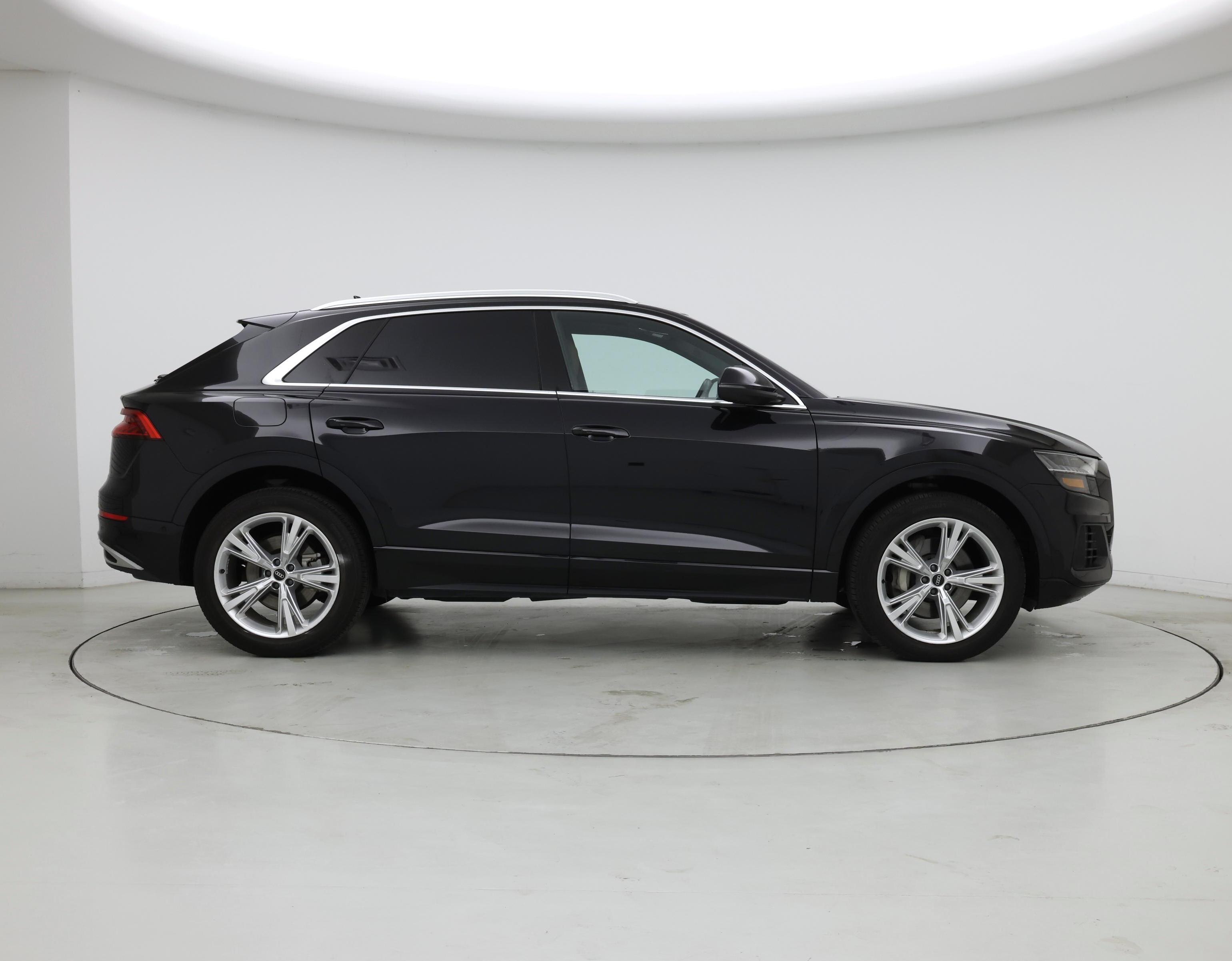 Thumbnail: 2021 Audi Q8 - 7