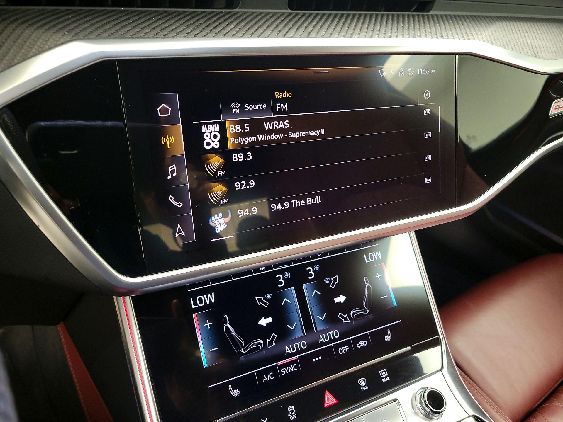 Thumbnail: 2021 Audi S6 - 16