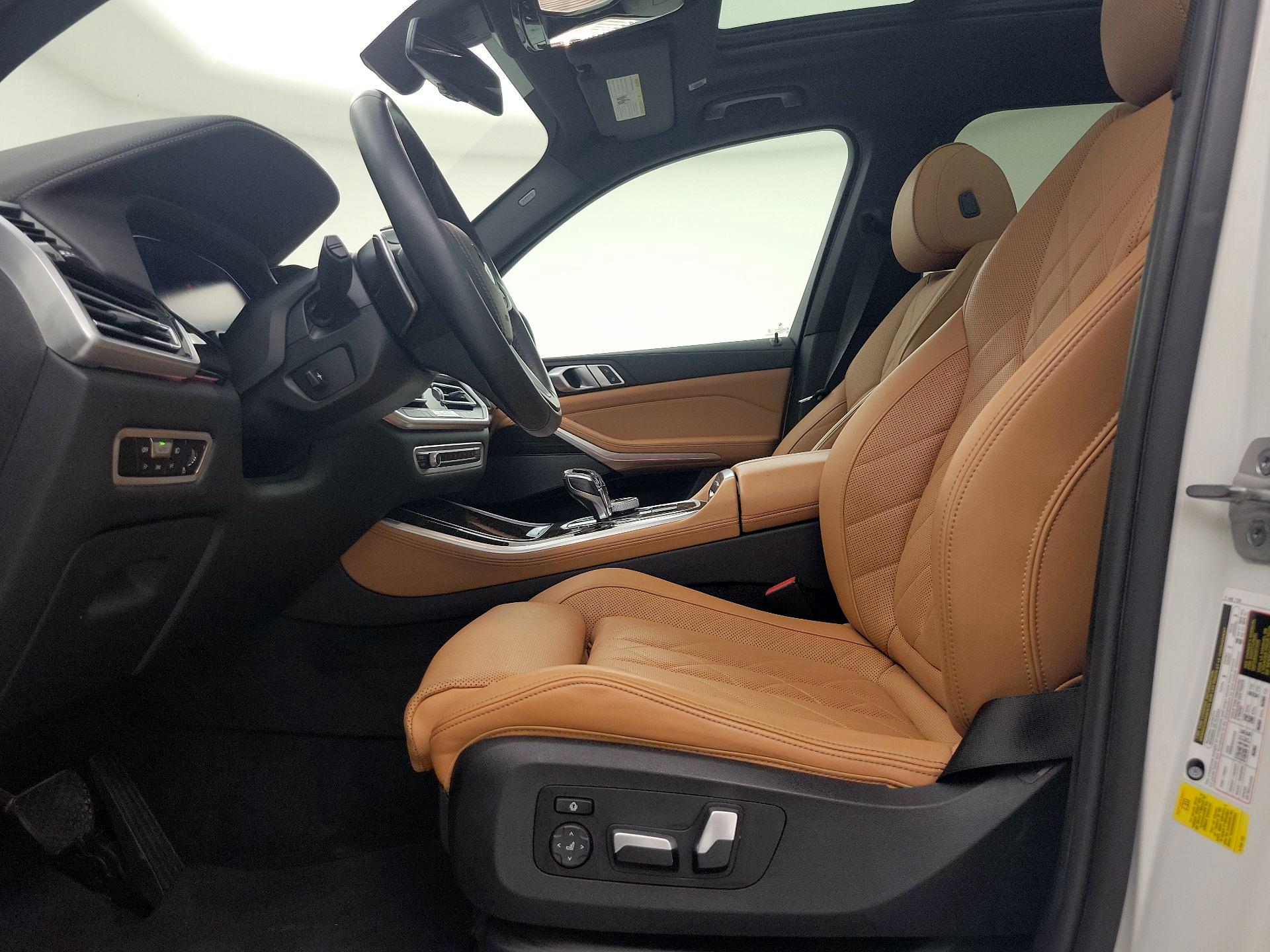 Thumbnail: 2023 BMW X5 - 11