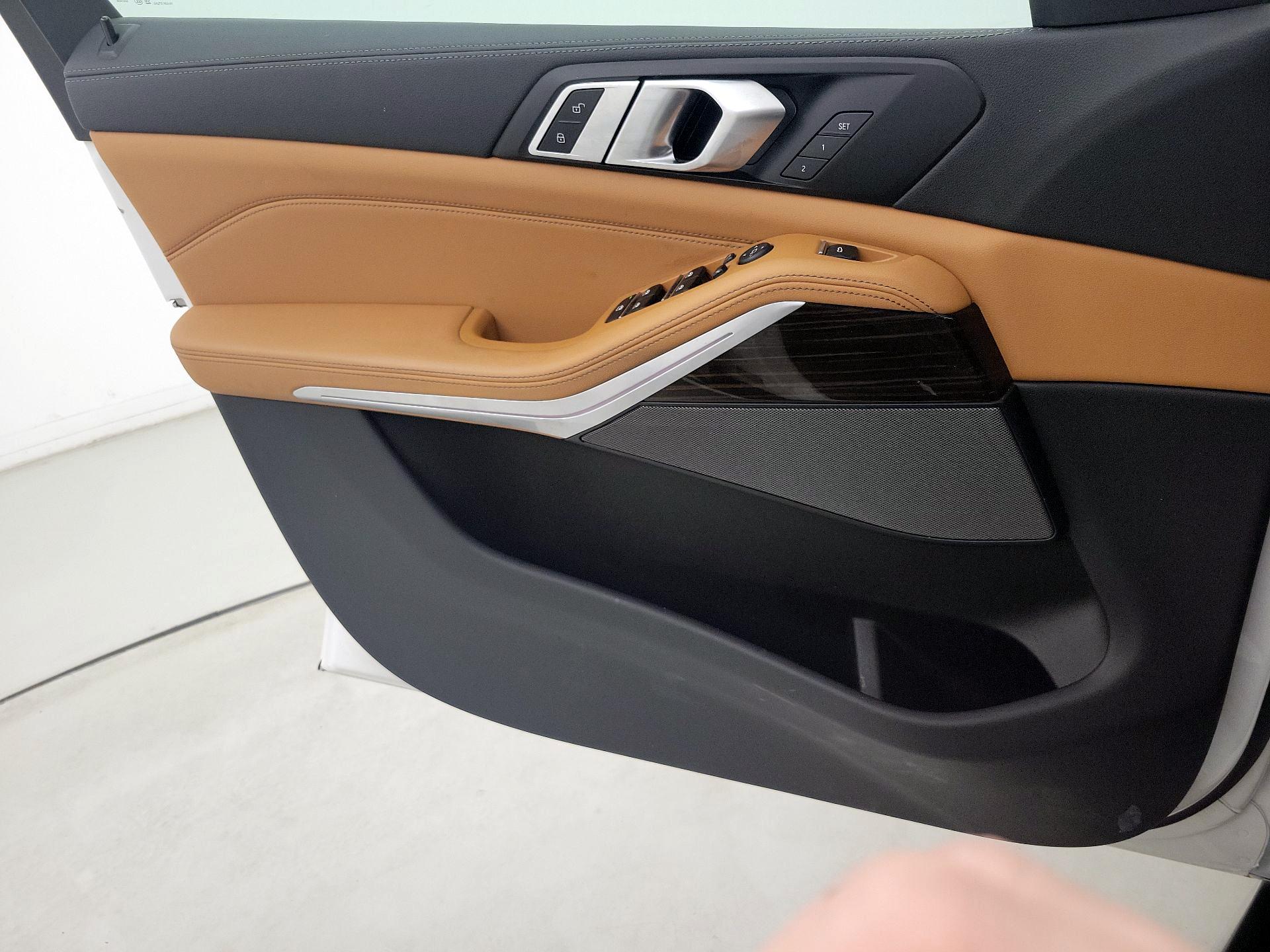 Thumbnail: 2023 BMW X5 - 12