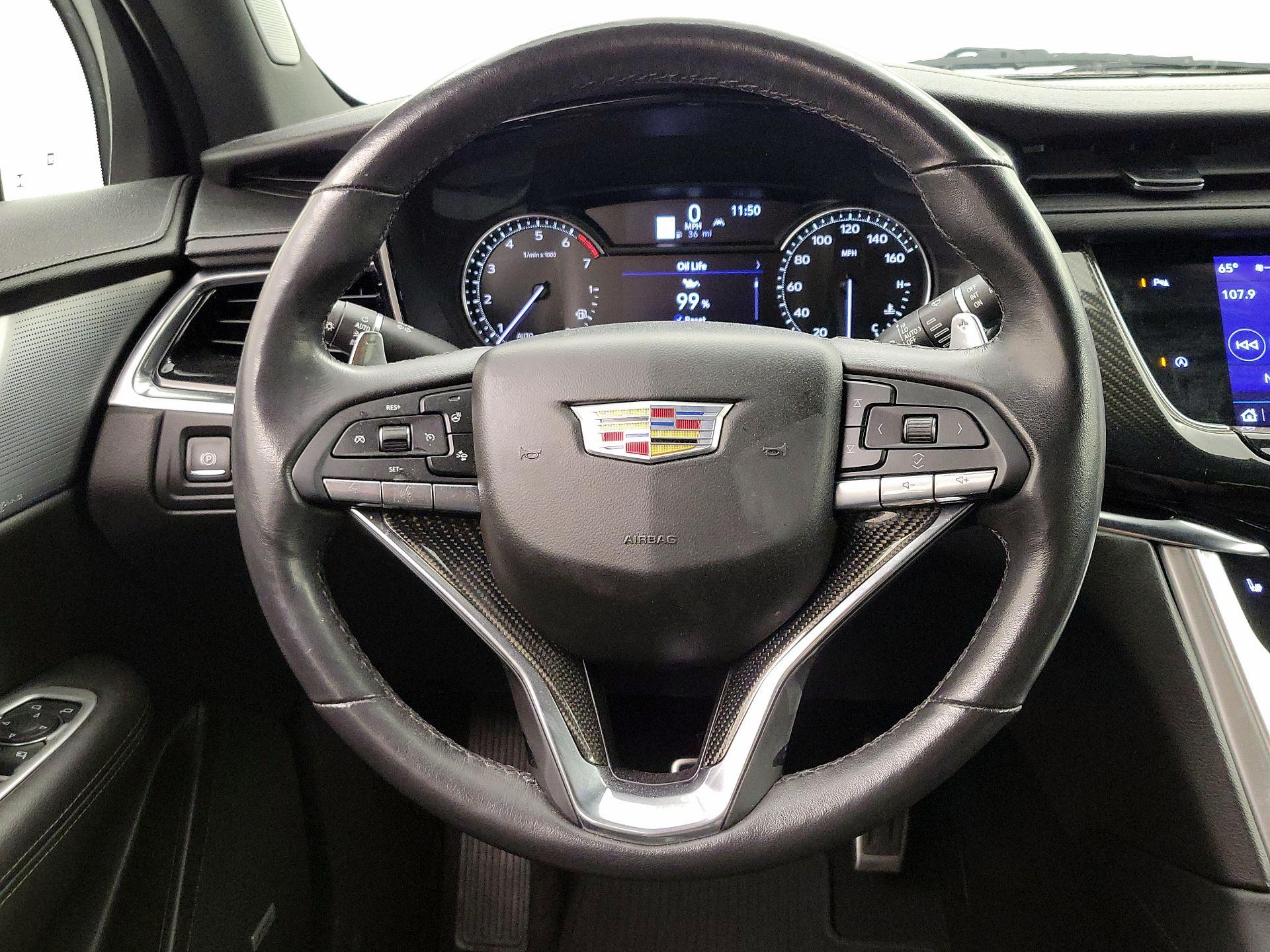 Thumbnail: 2020 Cadillac XT6 - 10