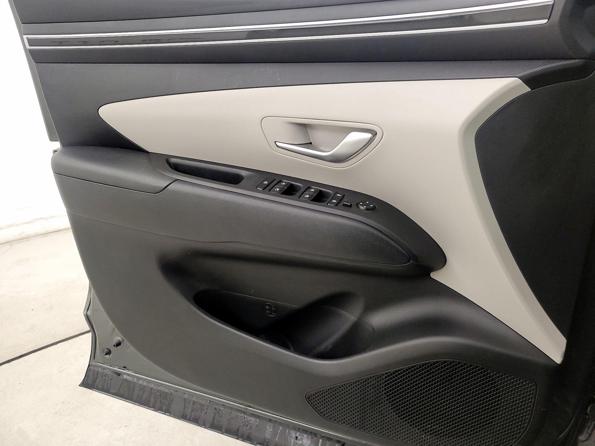 Thumbnail: 2023 Hyundai Tucson - 12