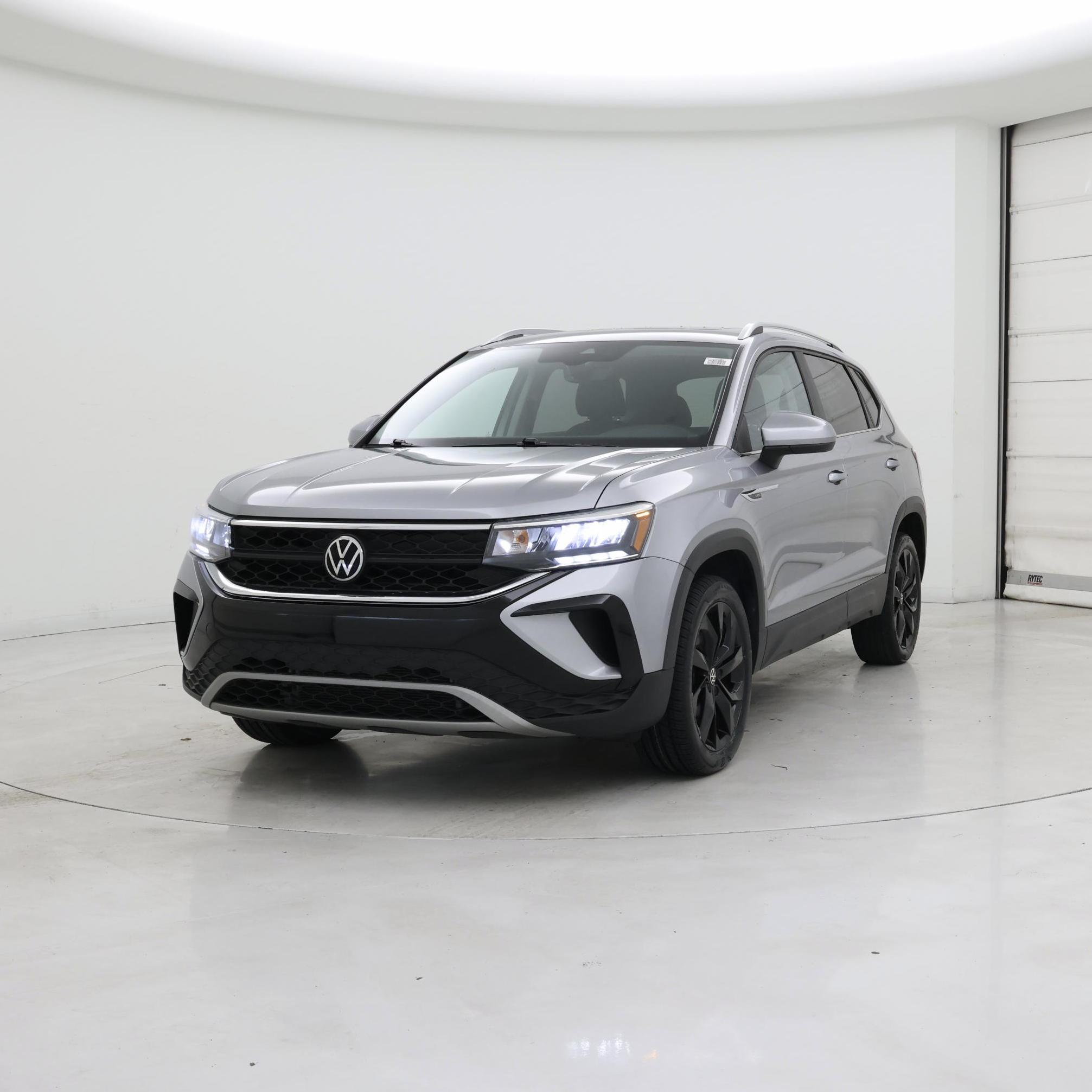 Thumbnail: 2023 Volkswagen Taos - 4