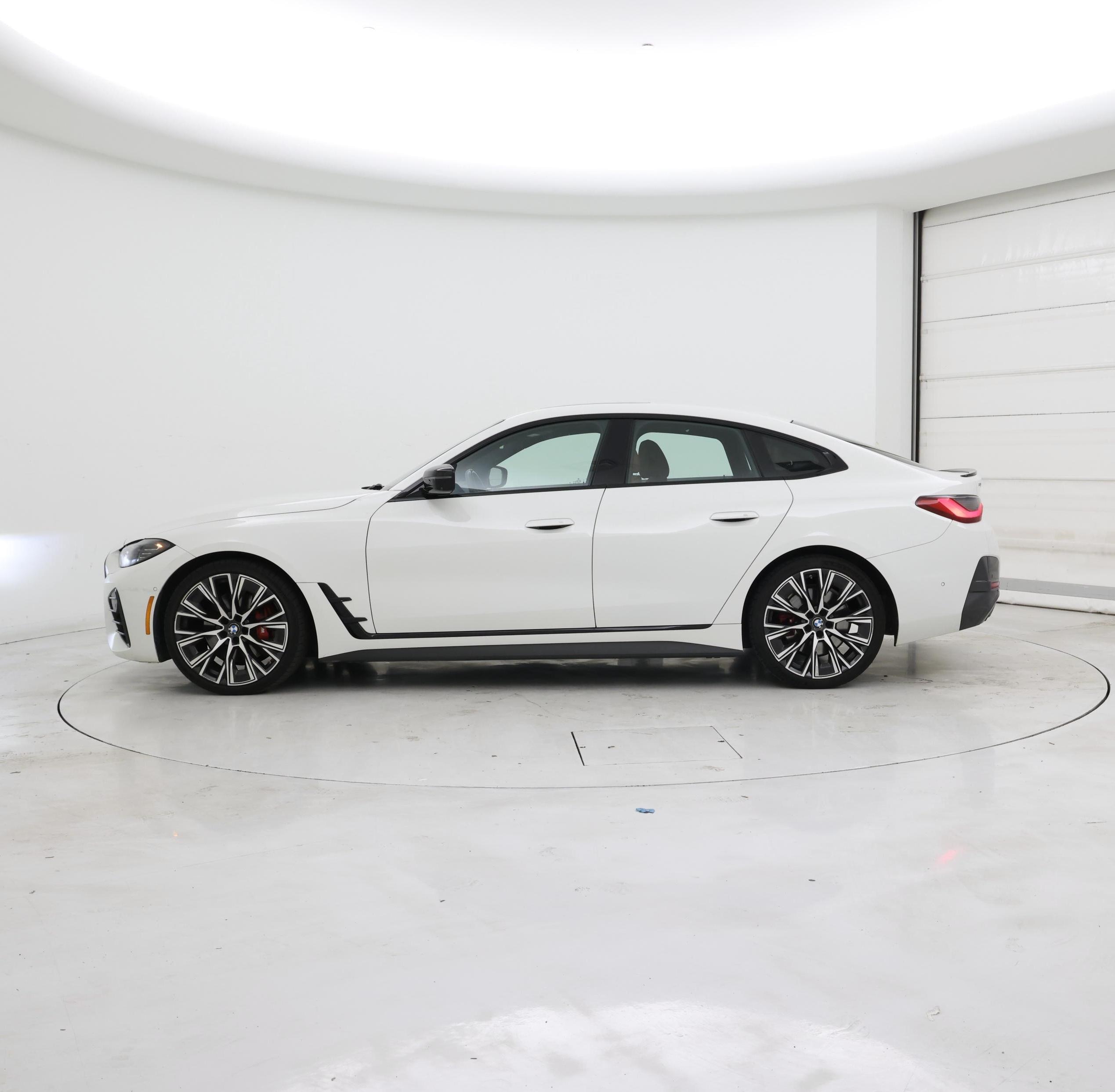 Thumbnail: 2024 BMW 4 Series - 3