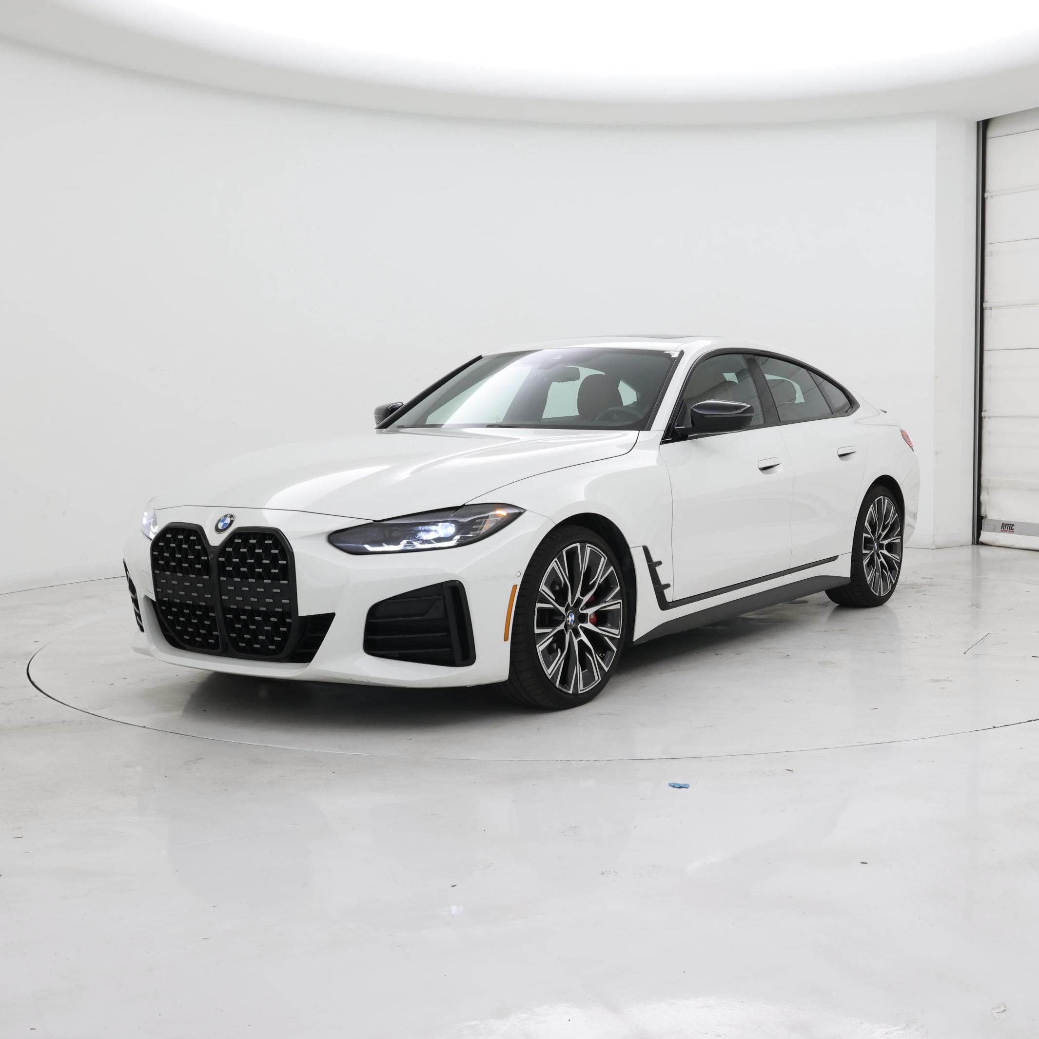 Thumbnail: 2024 BMW 4 Series - 4