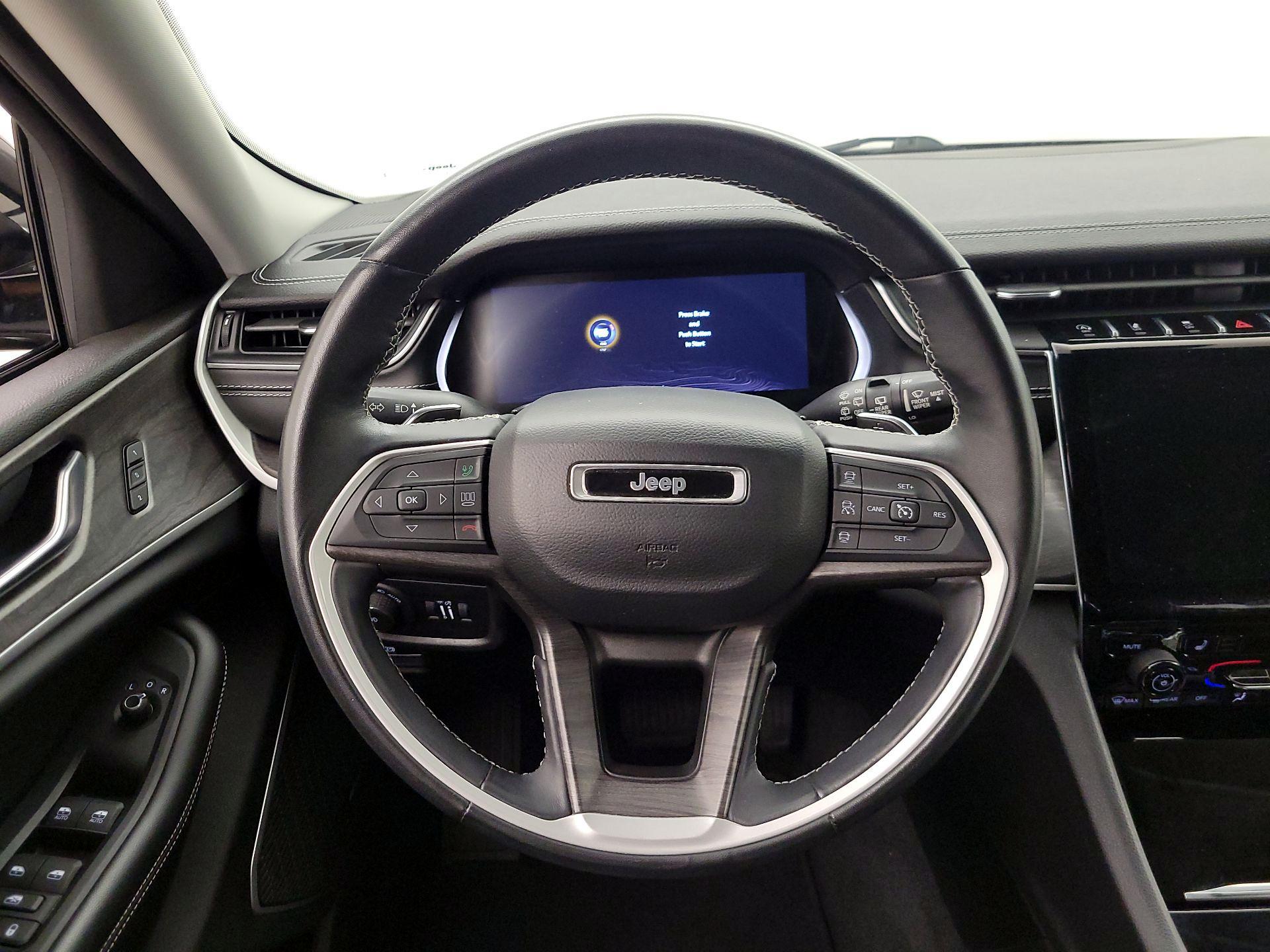 Thumbnail: 2022 Jeep Grand Cherokee - 10