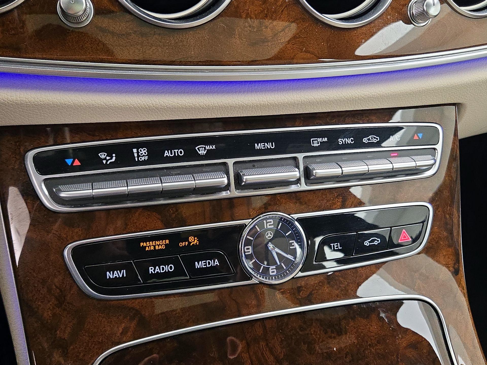 Thumbnail: 2019 Mercedes-Benz E-Class - 17