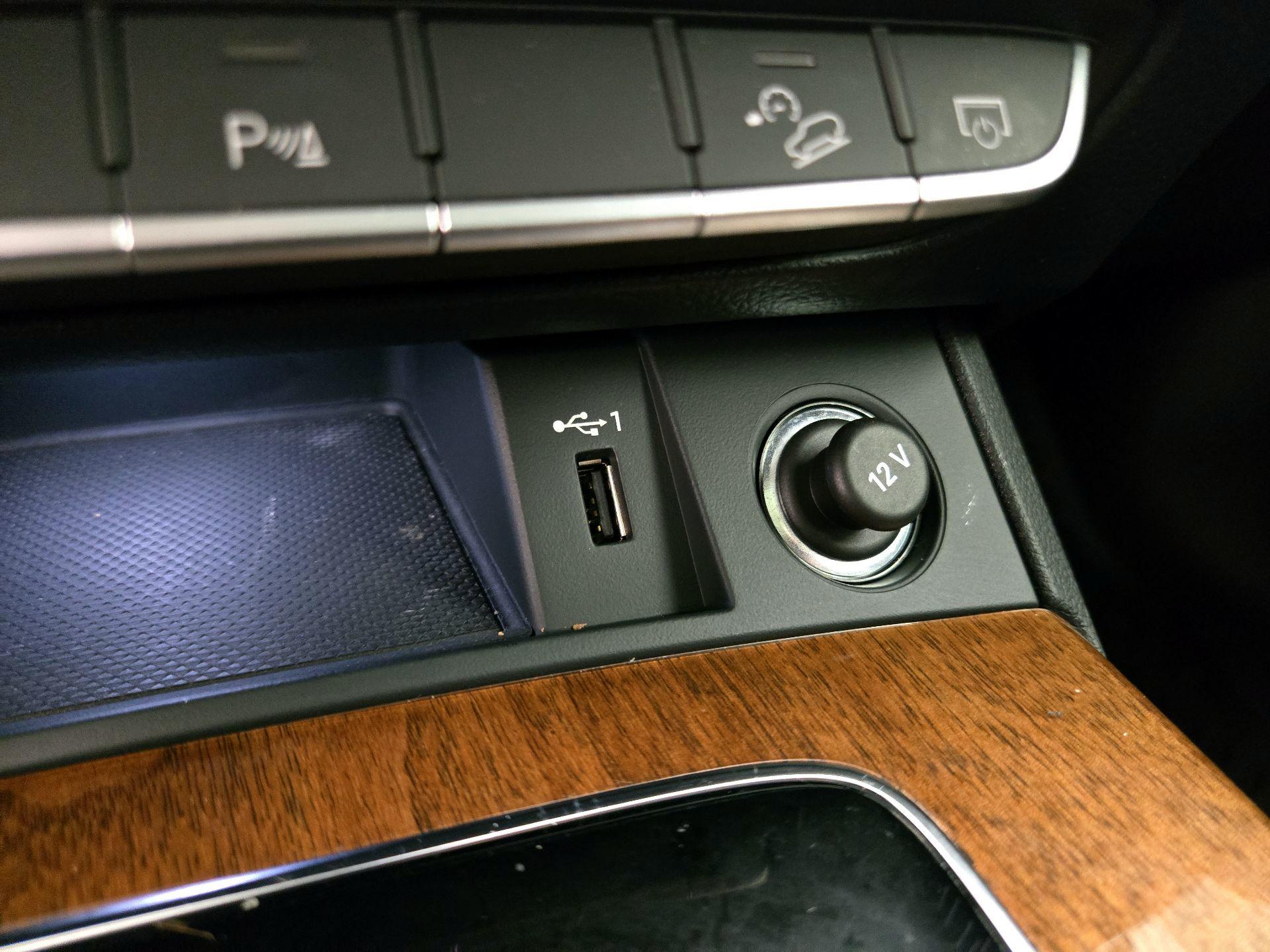 Thumbnail: 2023 Audi Q5 - 18