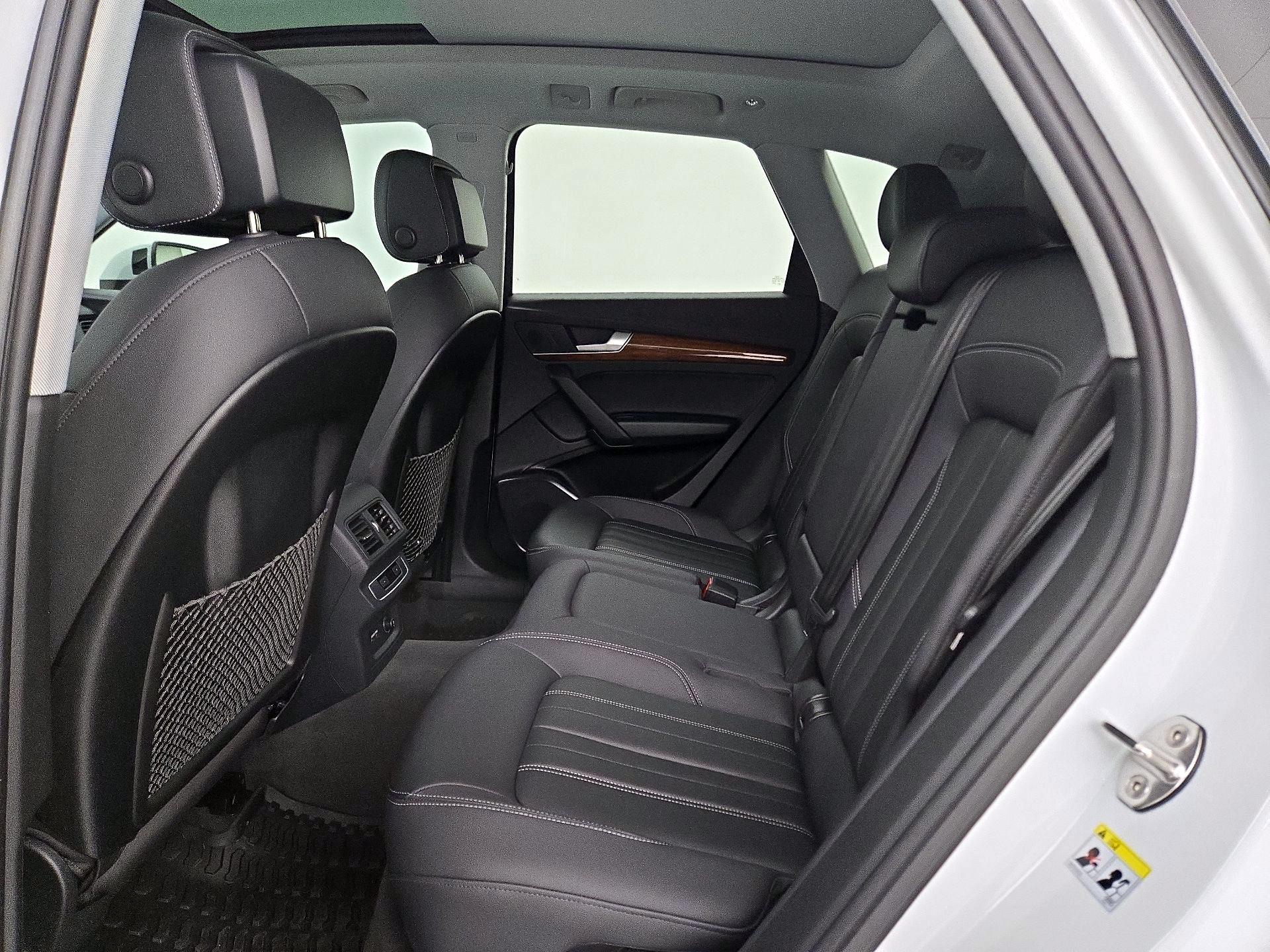 Thumbnail: 2023 Audi Q5 - 20