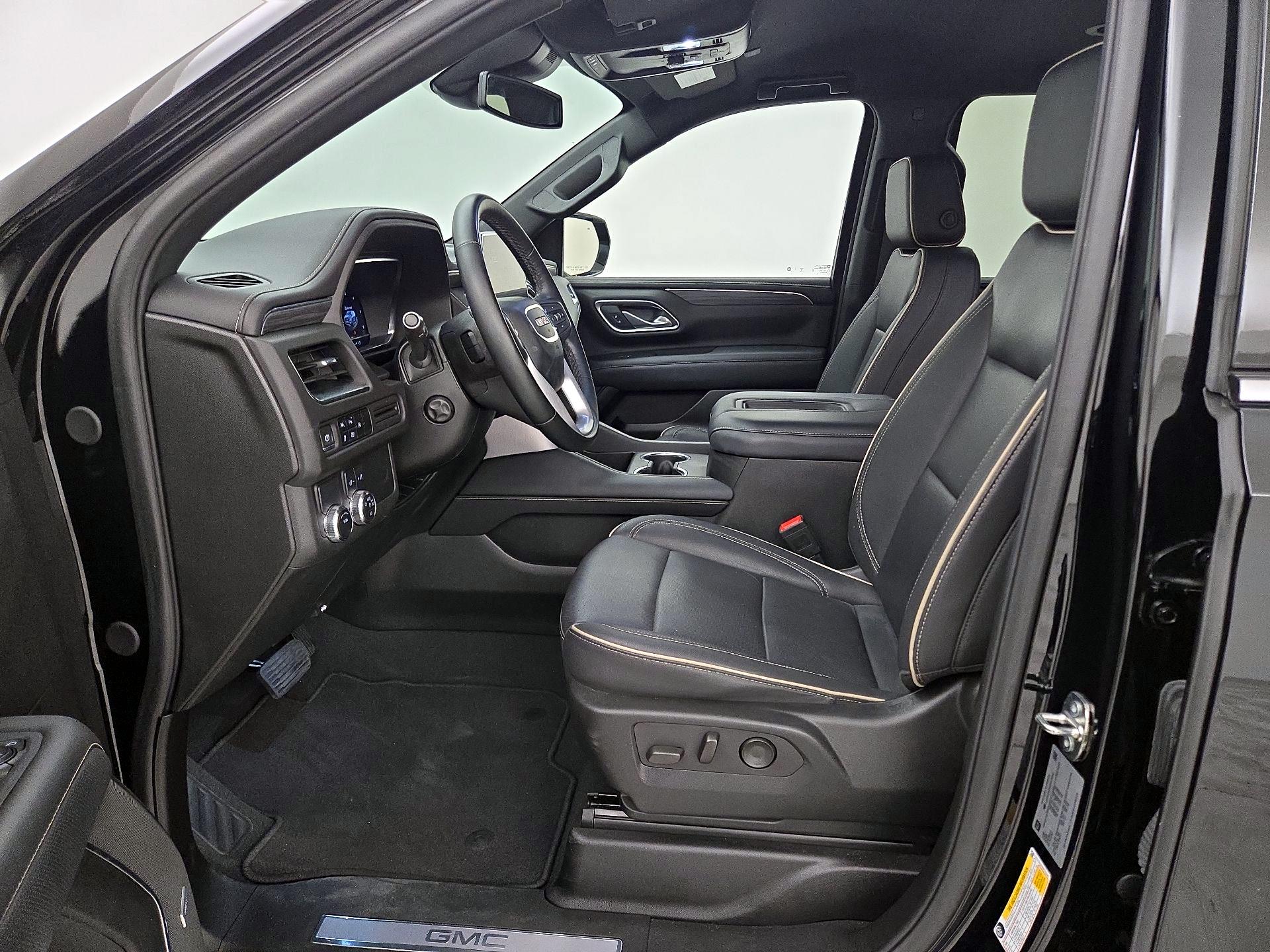 Thumbnail: 2024 GMC Yukon XL - 11