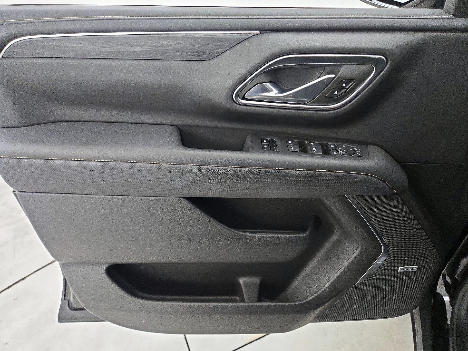 Thumbnail: 2024 GMC Yukon XL - 12