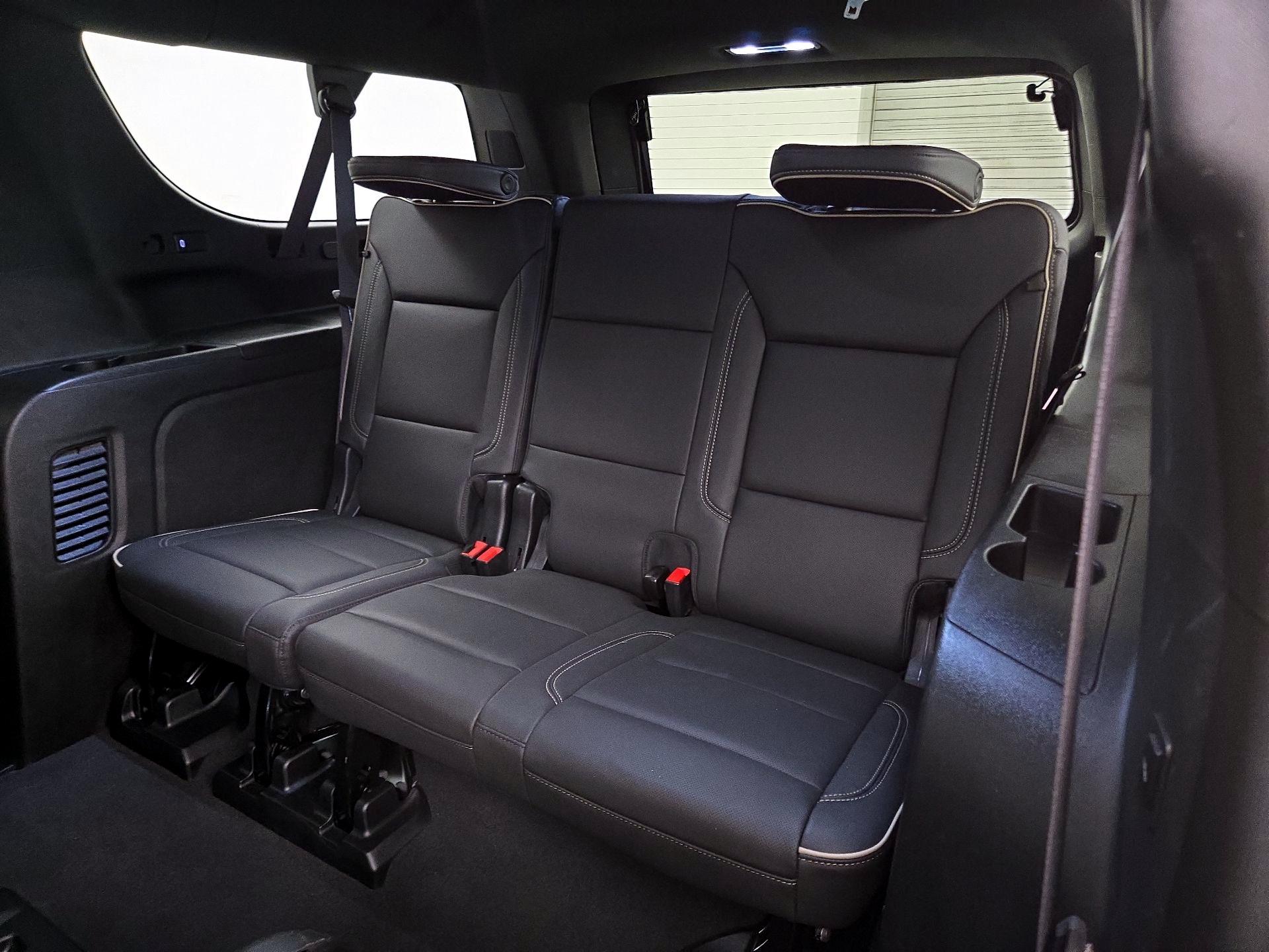 Thumbnail: 2024 GMC Yukon XL - 20