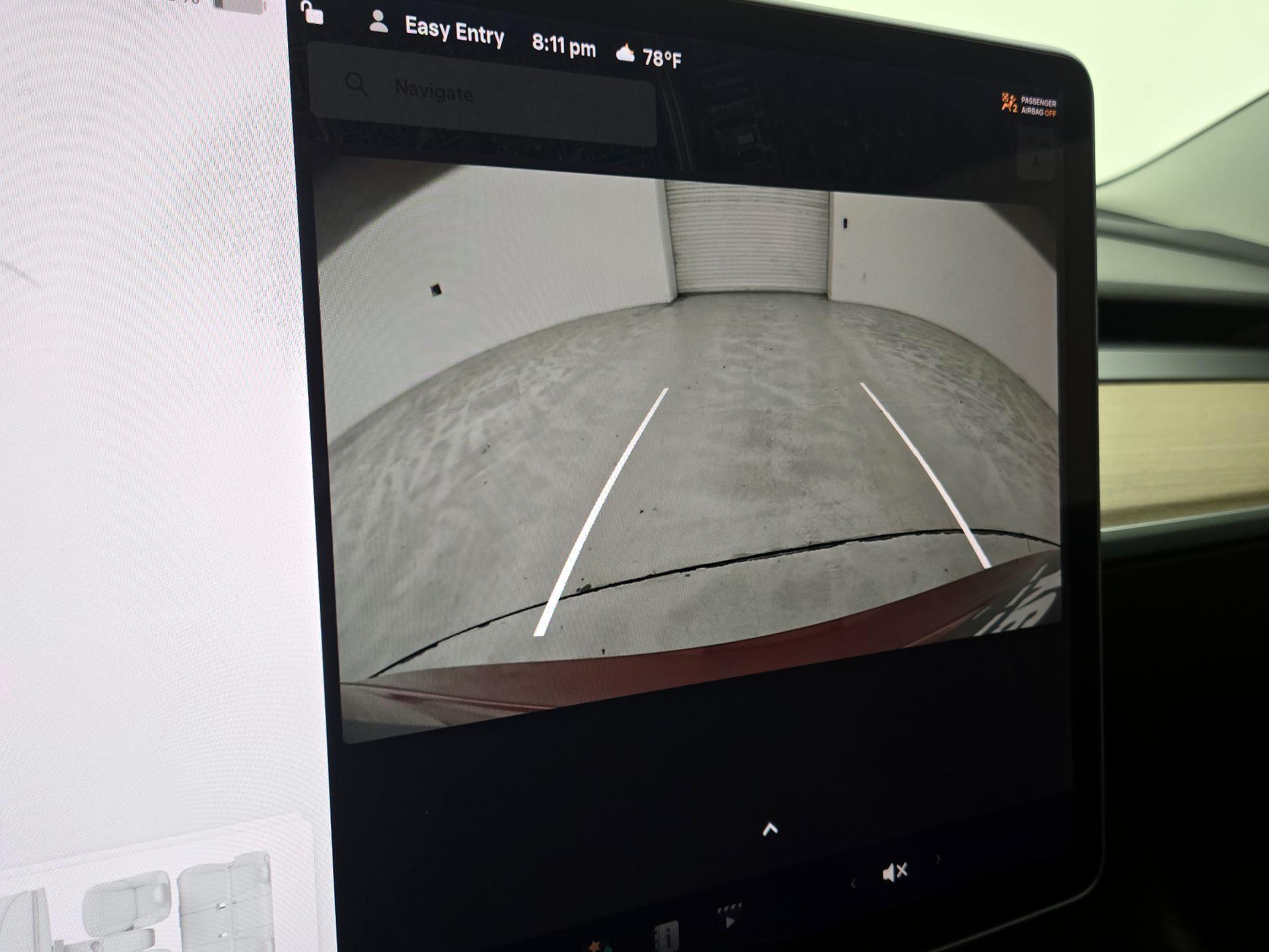 Thumbnail: 2022 Tesla Model 3 - 15