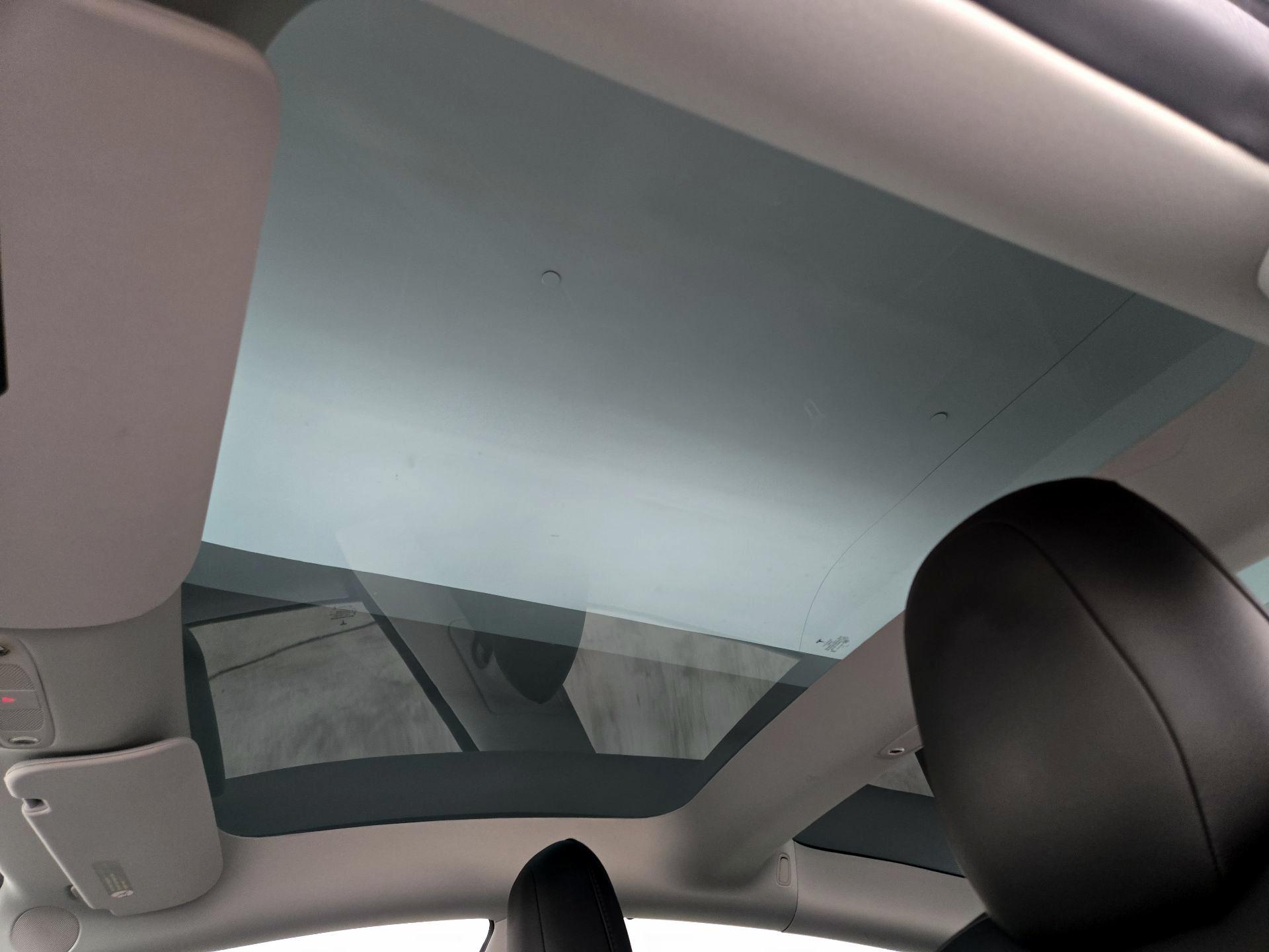 Thumbnail: 2022 Tesla Model 3 - 19