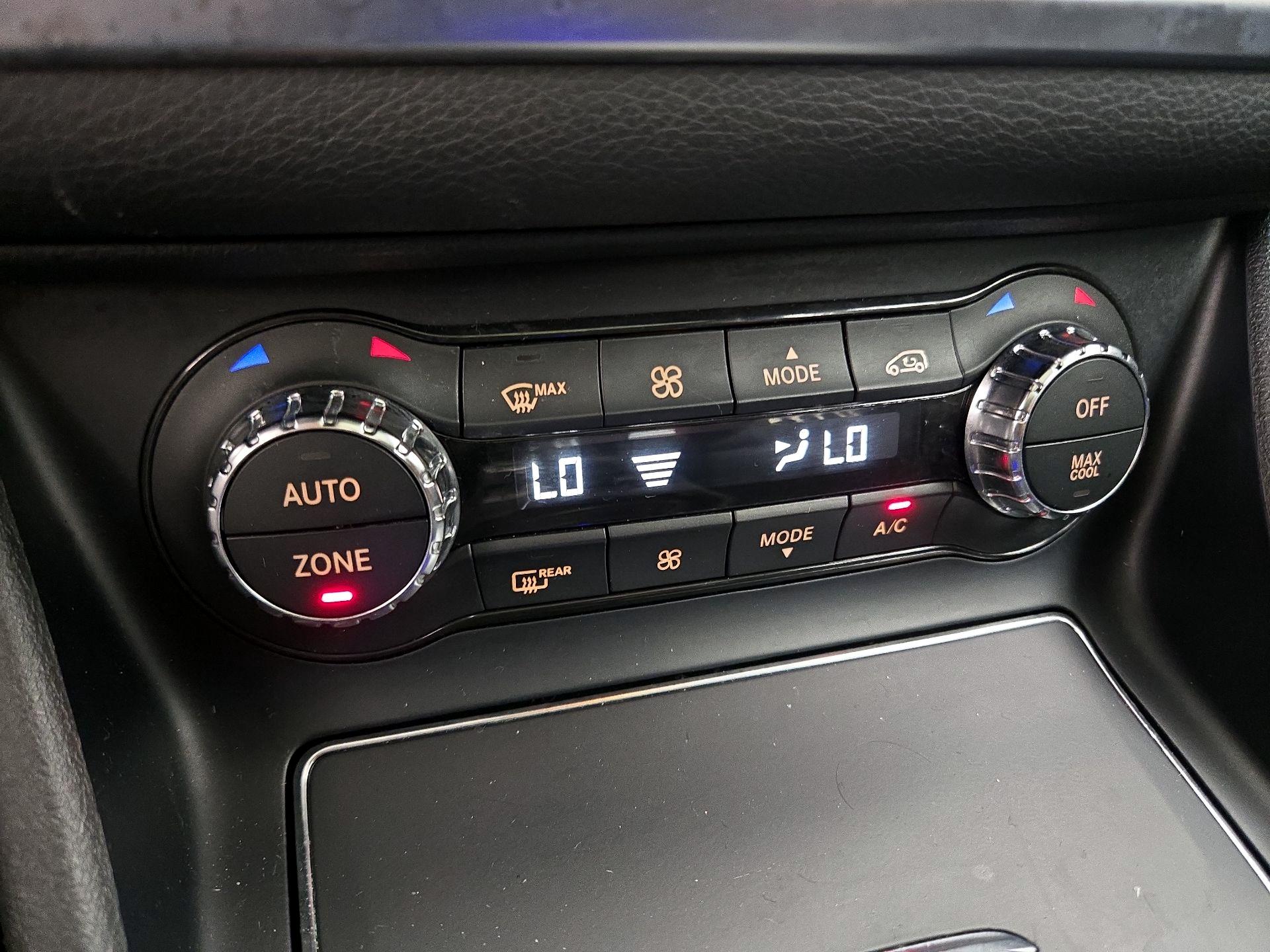 Thumbnail: 2018 Mercedes-Benz CLA - 17