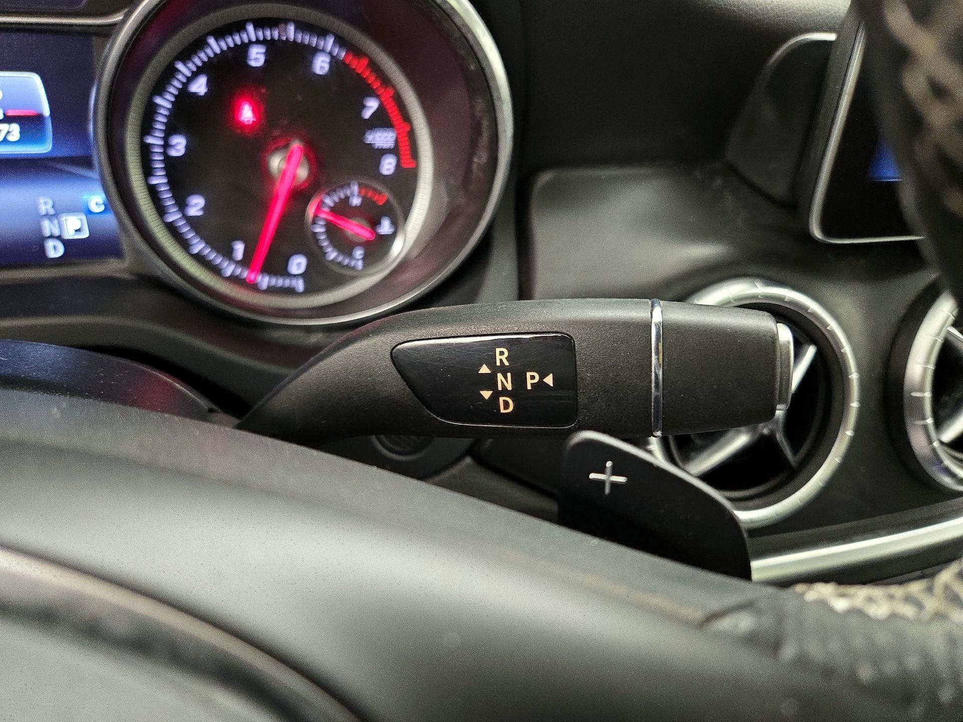 Thumbnail: 2018 Mercedes-Benz CLA - 18