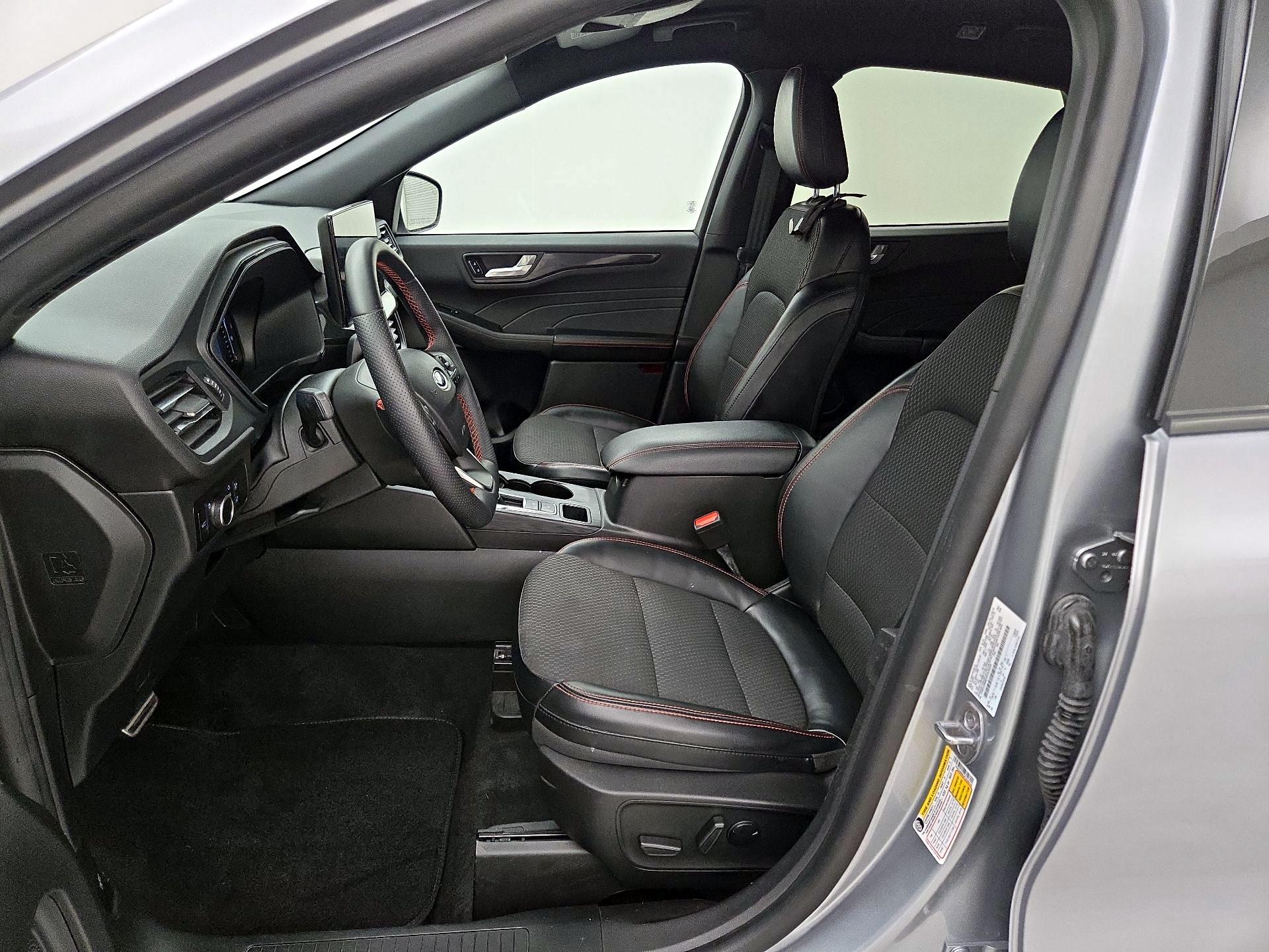 Thumbnail: 2023 Ford Escape - 11
