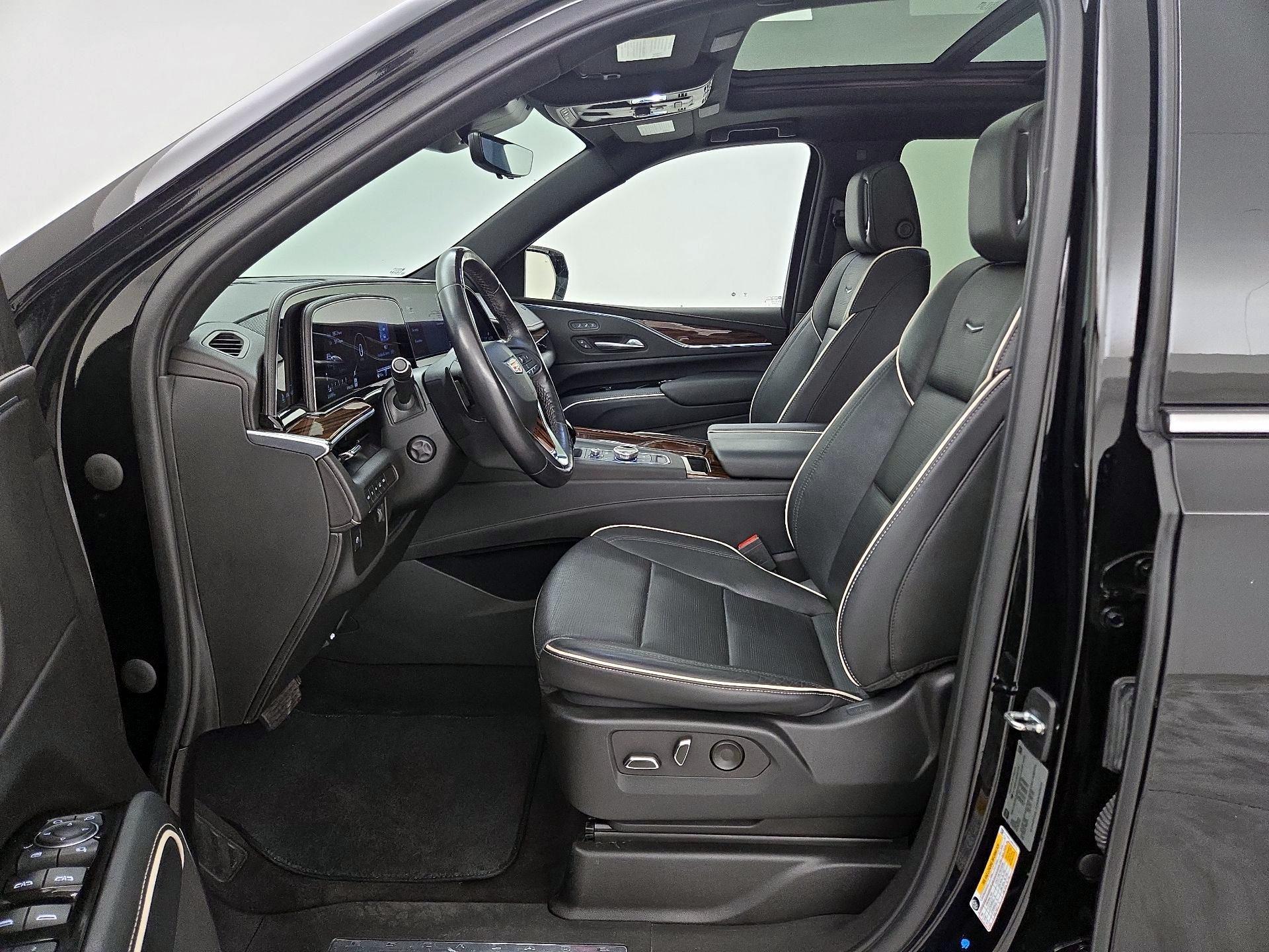 Thumbnail: 2022 Cadillac Escalade - 11