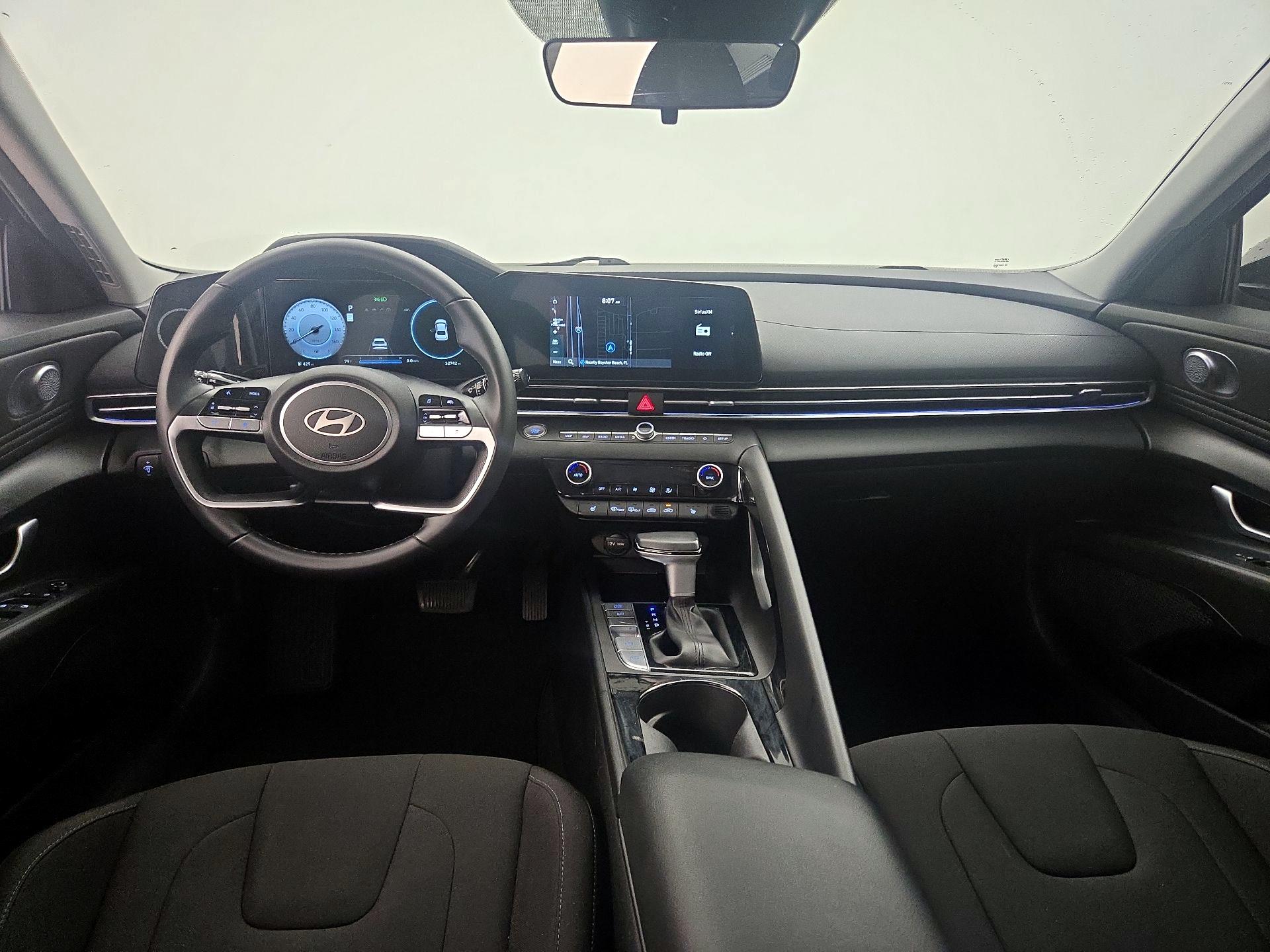 Thumbnail: 2024 Hyundai Elantra - 9