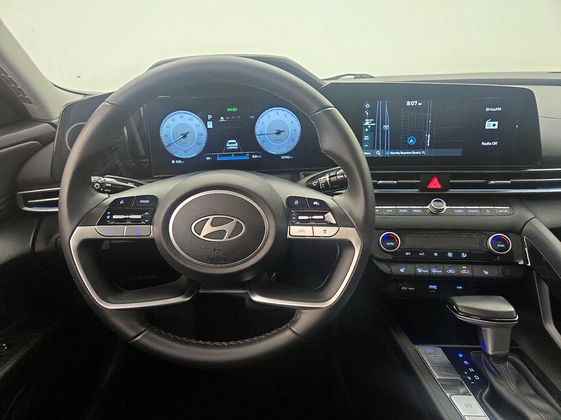 Thumbnail: 2024 Hyundai Elantra - 10