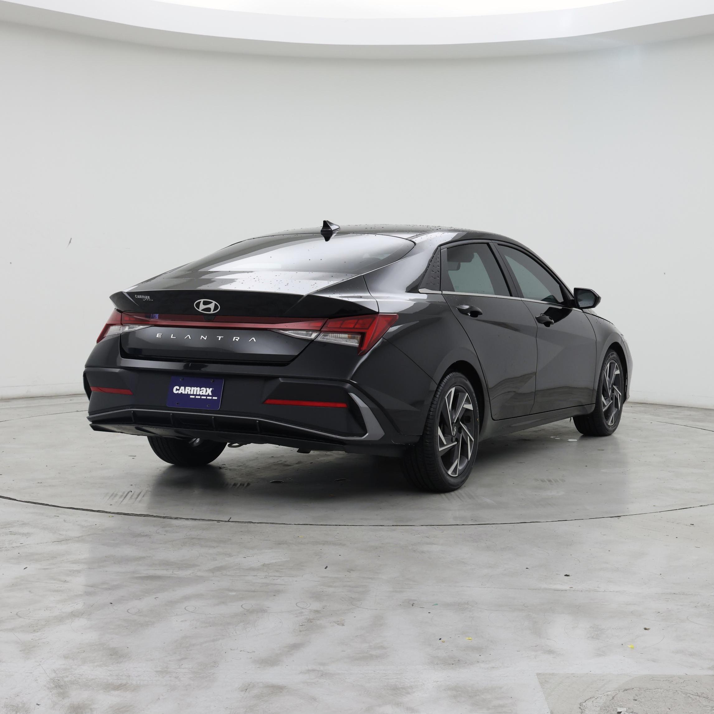 Thumbnail: 2024 Hyundai Elantra - 8