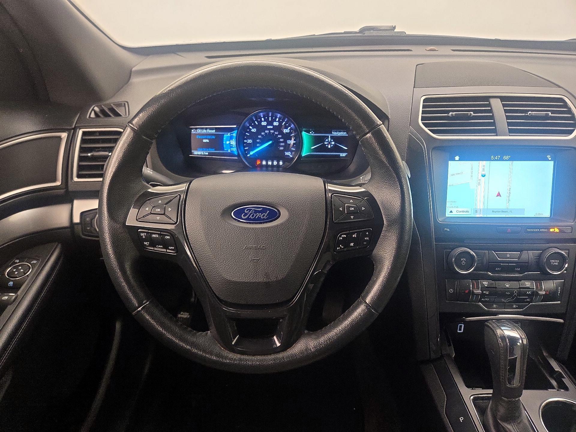 Thumbnail: 2017 Ford Explorer - 10