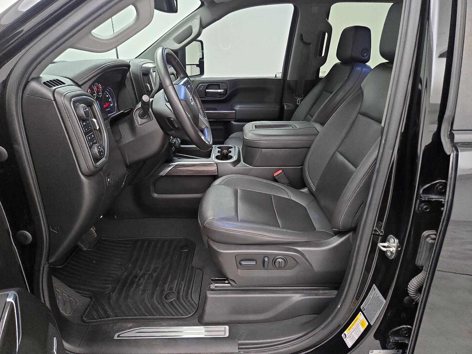 Thumbnail: 2022 Chevrolet Silverado 3500 - 11