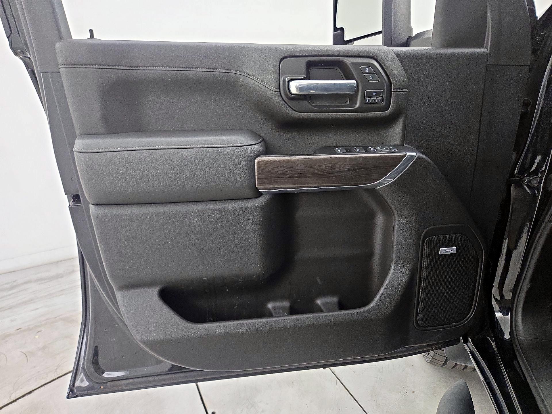 Thumbnail: 2022 Chevrolet Silverado 3500 - 12