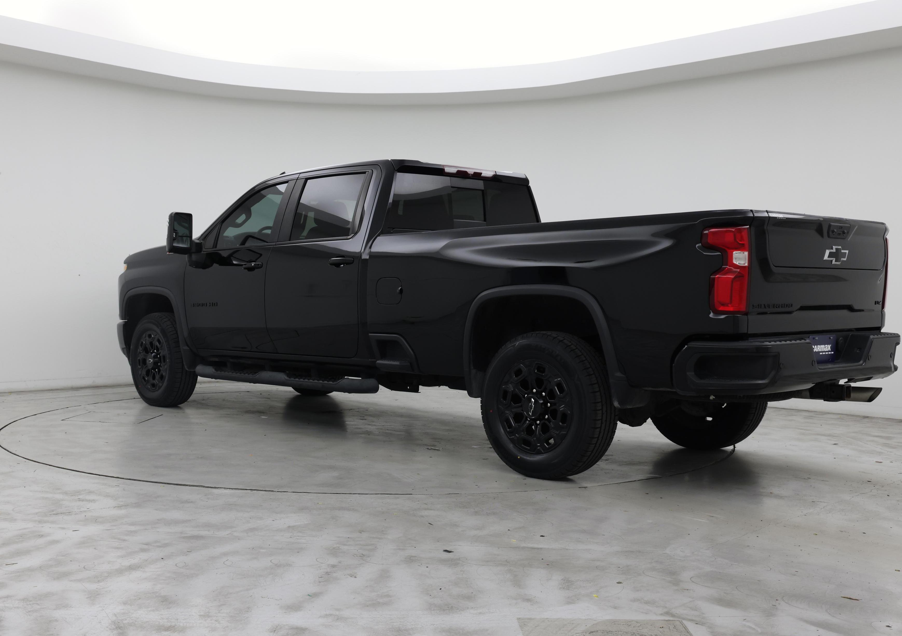 Thumbnail: 2022 Chevrolet Silverado 3500 - 2