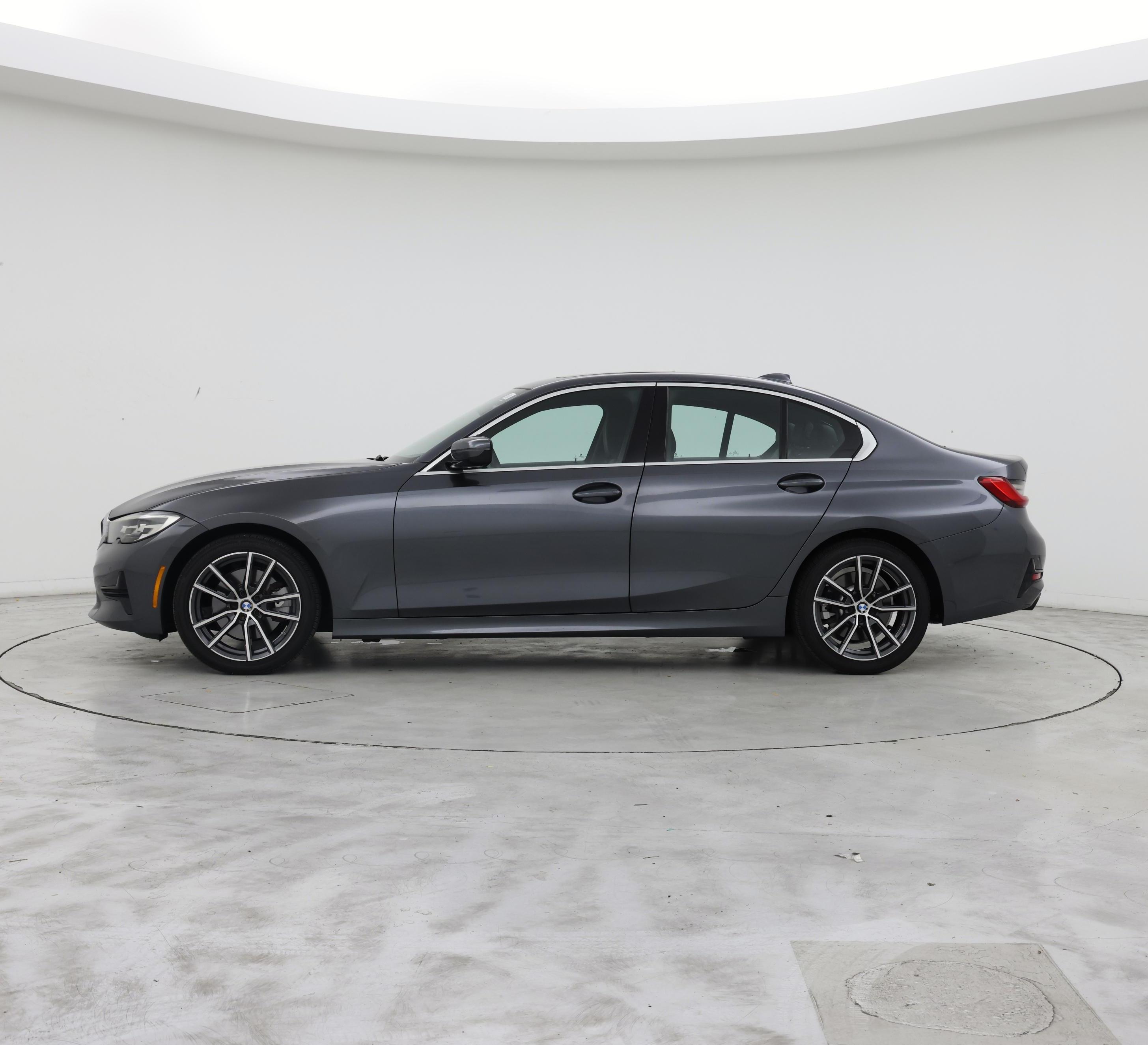 Thumbnail: 2020 BMW 3 Series - 3
