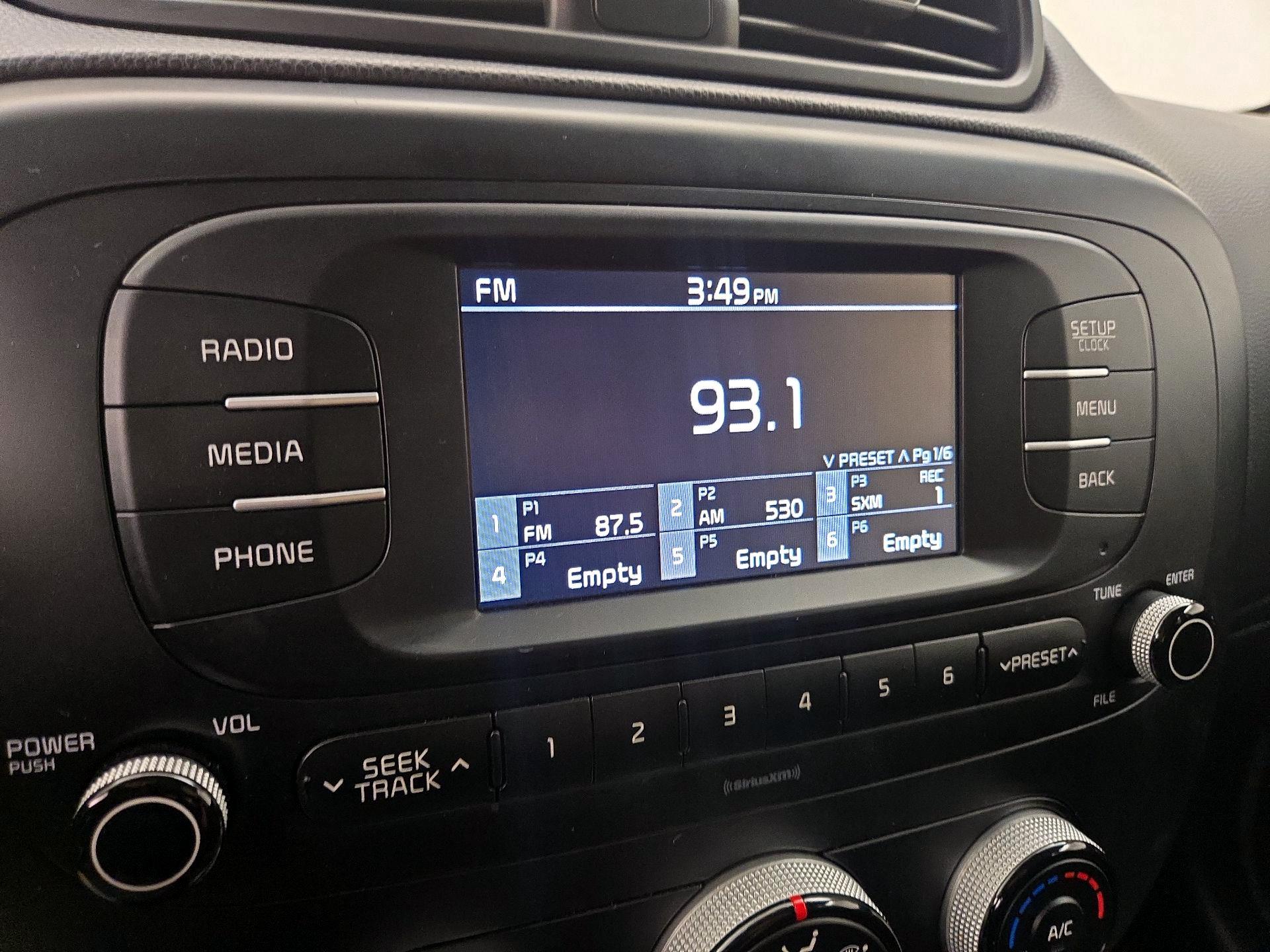 Thumbnail: 2017 Kia Soul - 14