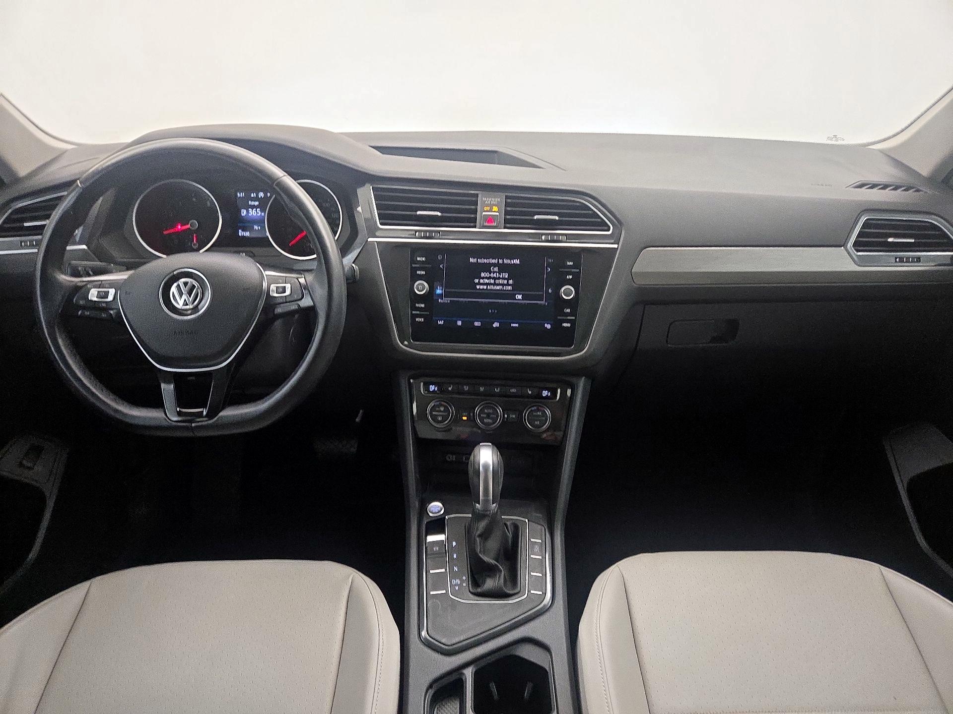 Thumbnail: 2018 Volkswagen Tiguan - 9