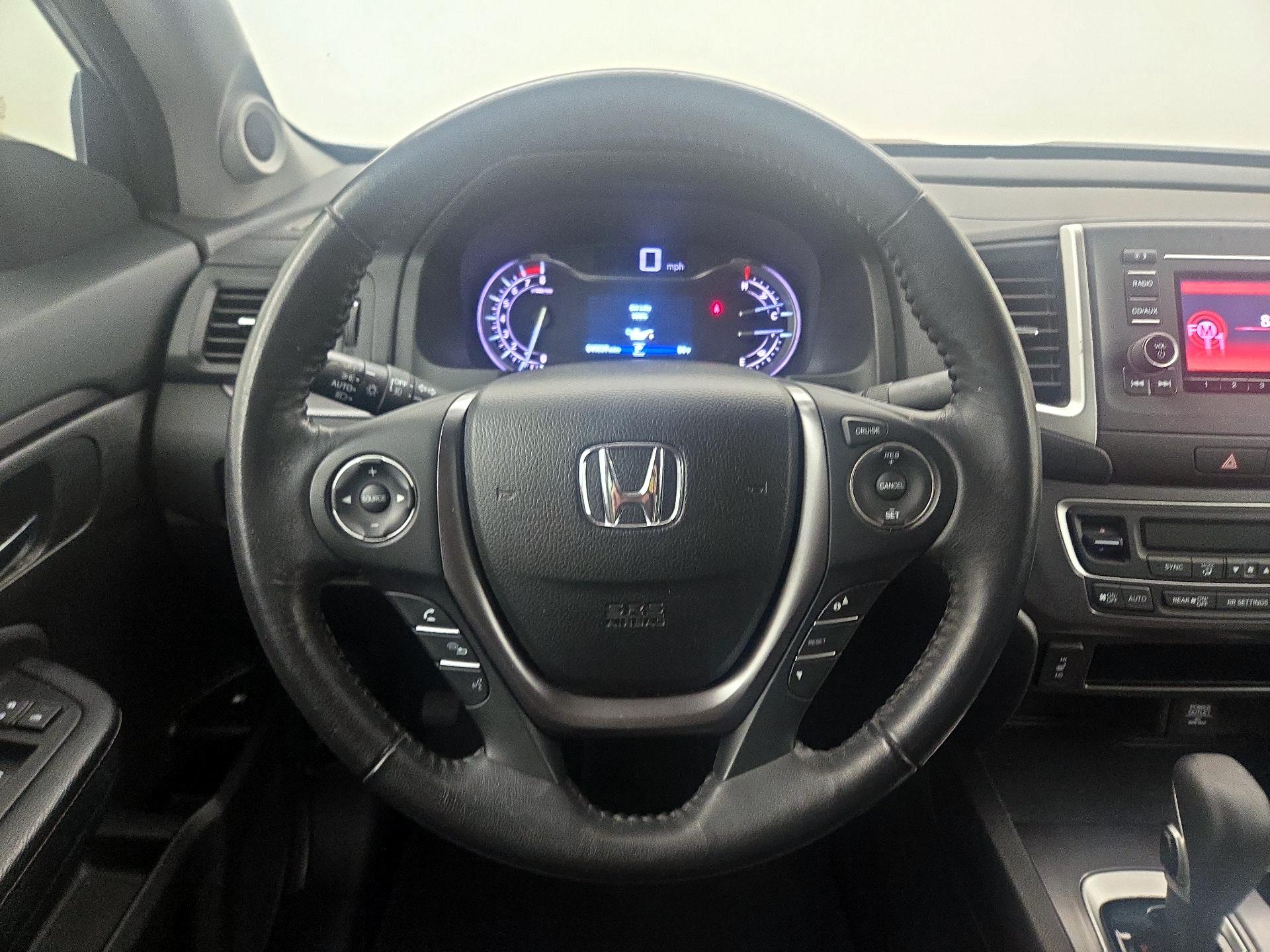 Thumbnail: 2017 Honda Ridgeline - 10