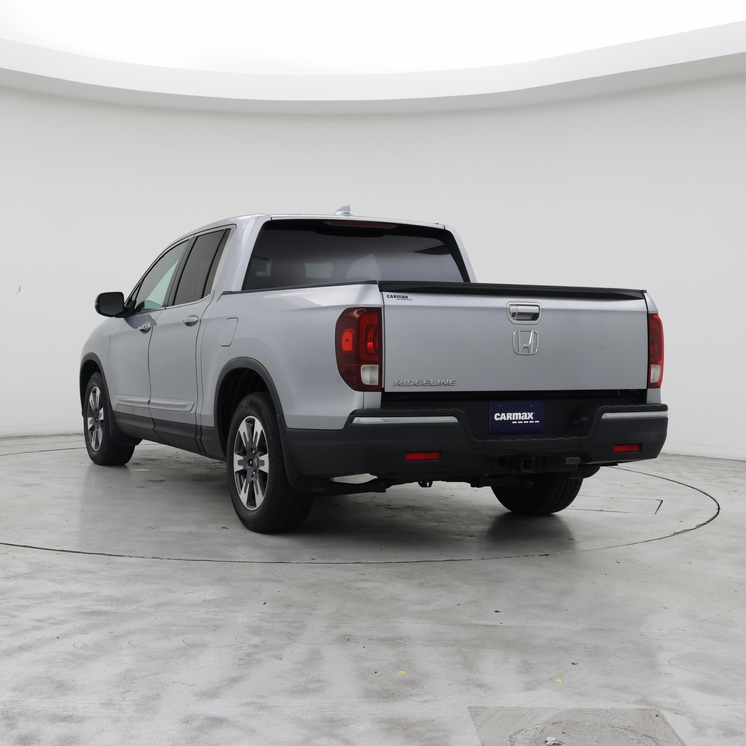 Thumbnail: 2017 Honda Ridgeline - 2