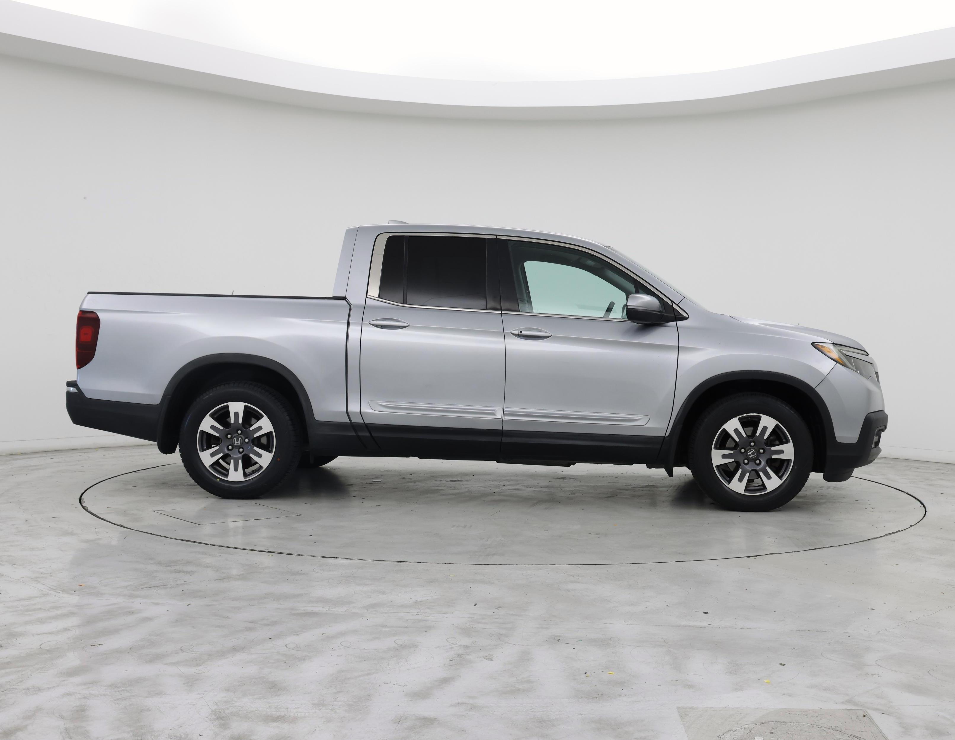 Thumbnail: 2017 Honda Ridgeline - 7