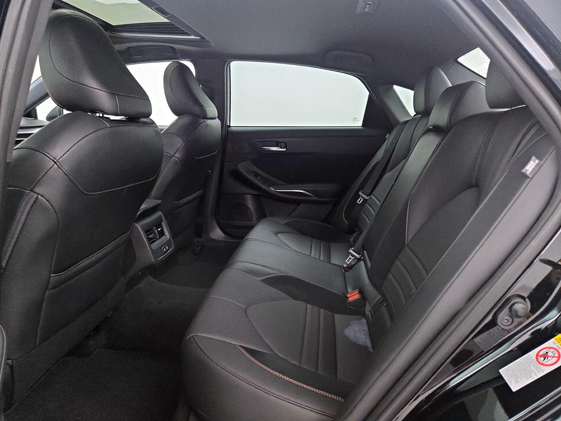 Thumbnail: 2019 Toyota Avalon - 20