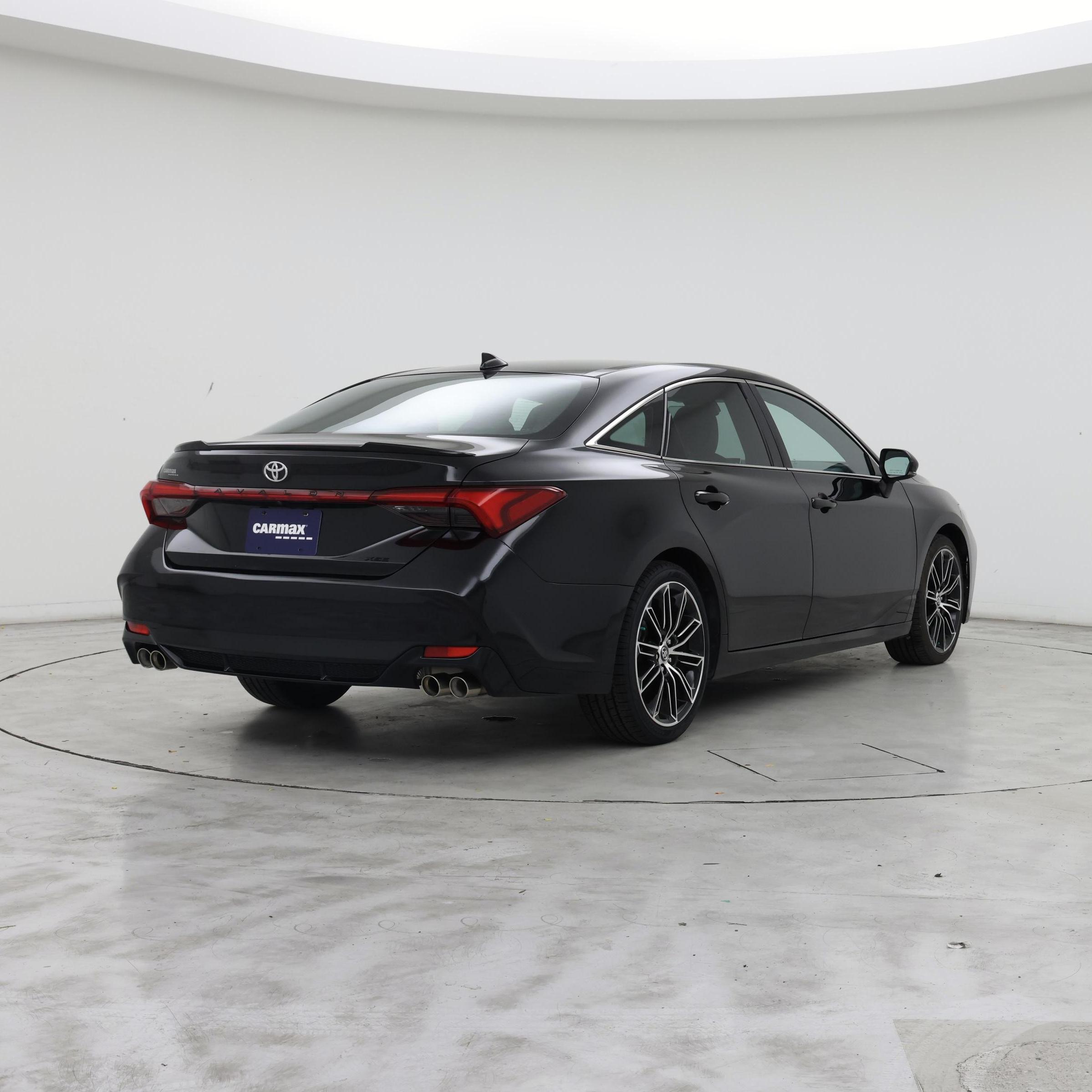 Thumbnail: 2019 Toyota Avalon - 8