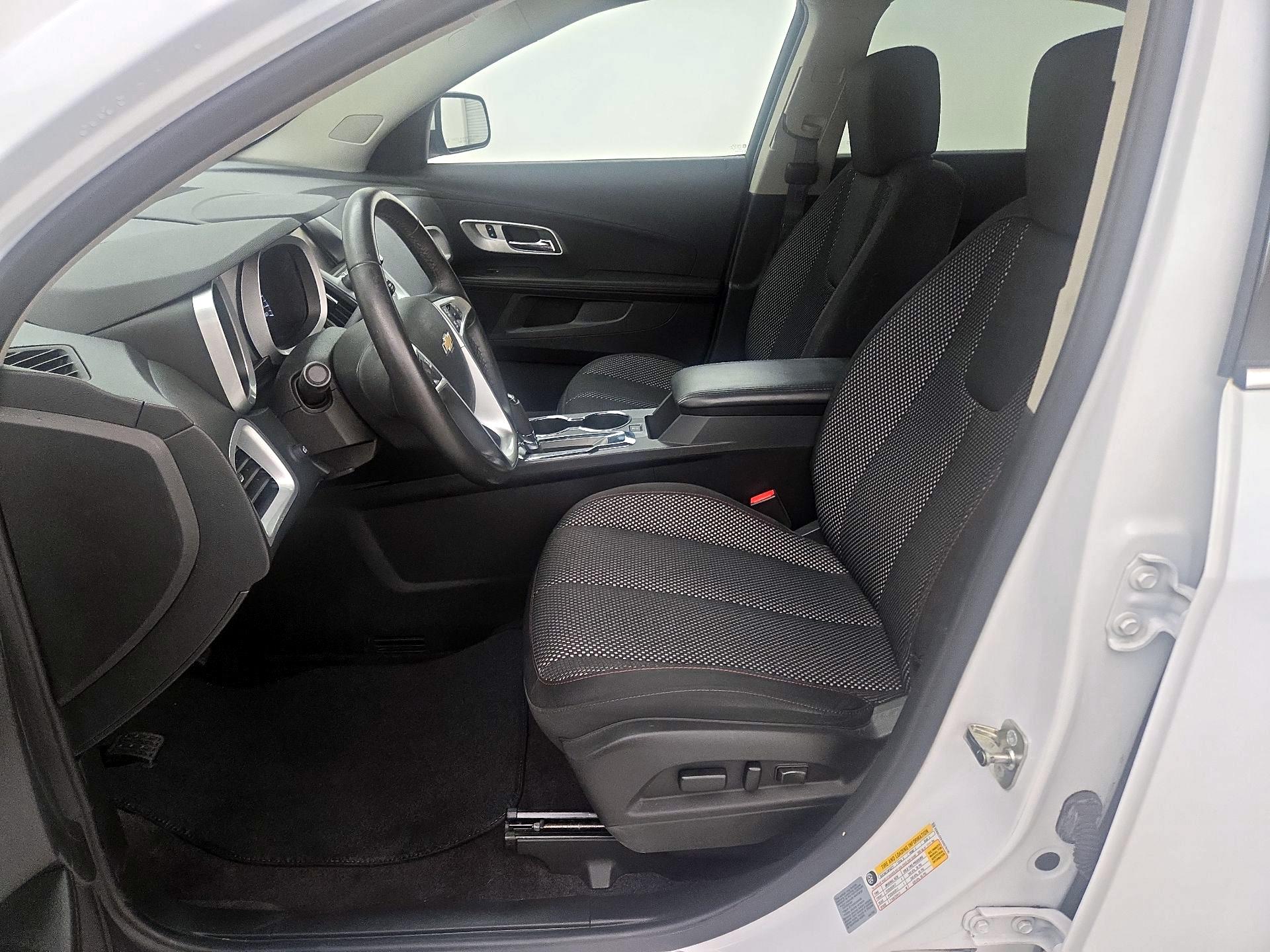 Thumbnail: 2016 Chevrolet Equinox - 11