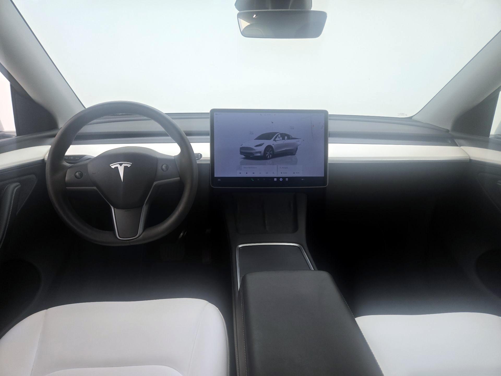 Thumbnail: 2023 Tesla Model Y - 9