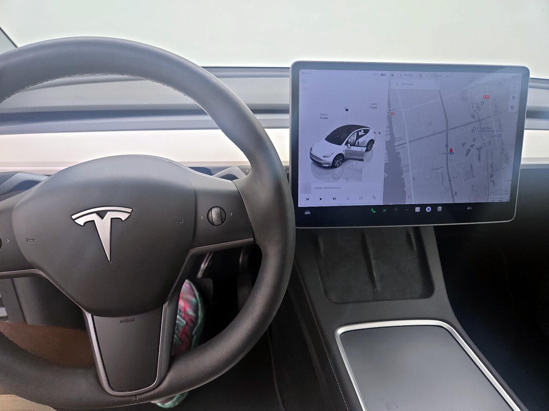 Thumbnail: 2023 Tesla Model Y - 10