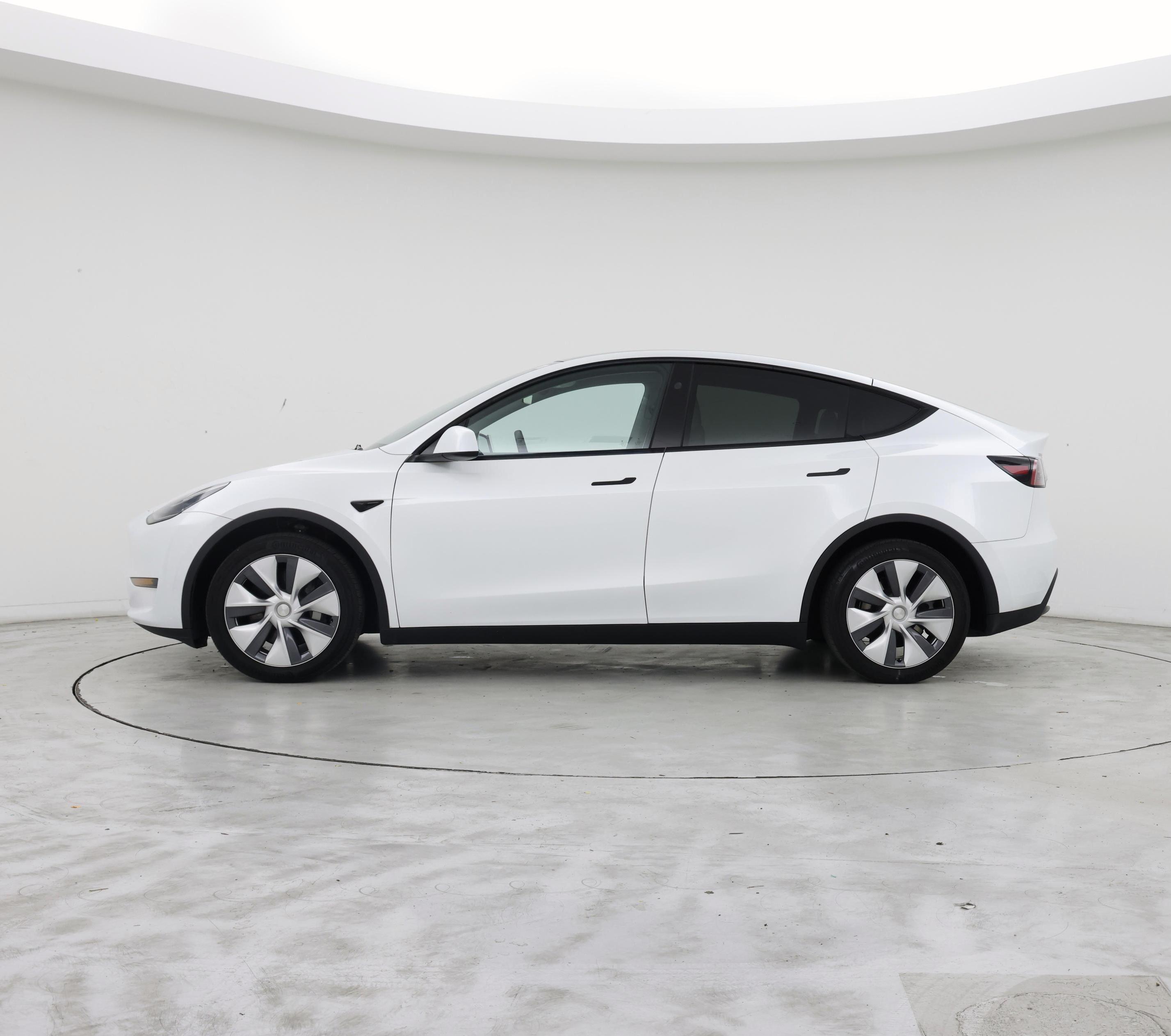 Thumbnail: 2023 Tesla Model Y - 3