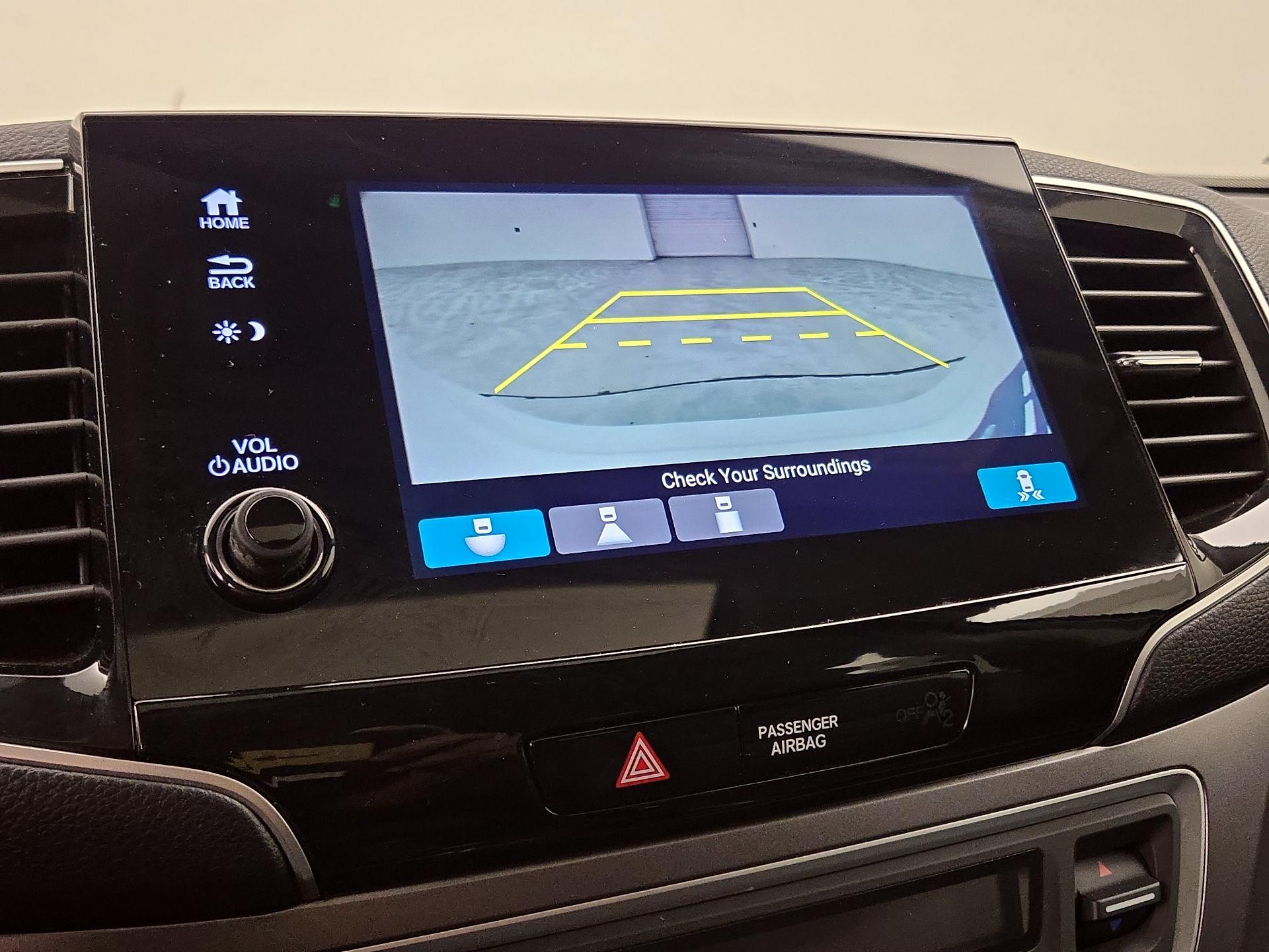 Thumbnail: 2020 Honda Pilot - 14