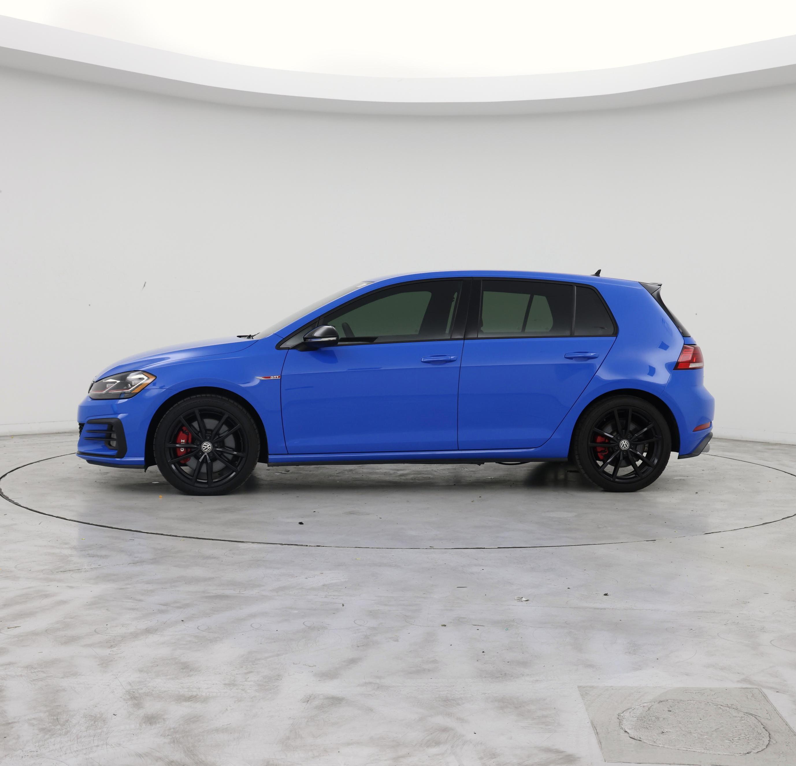 Thumbnail: 2019 Volkswagen Golf - 3