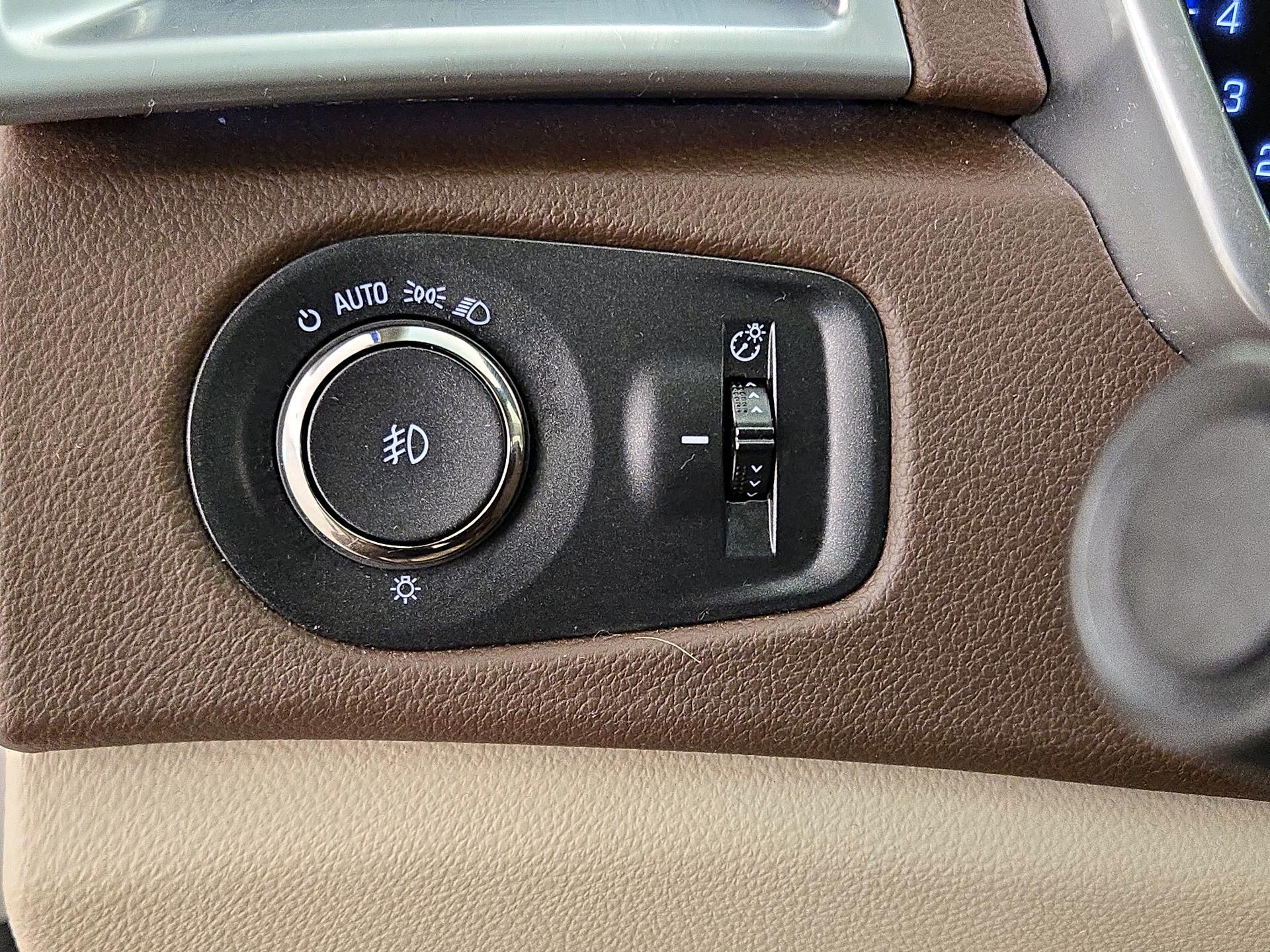 Thumbnail: 2016 Cadillac SRX - 13
