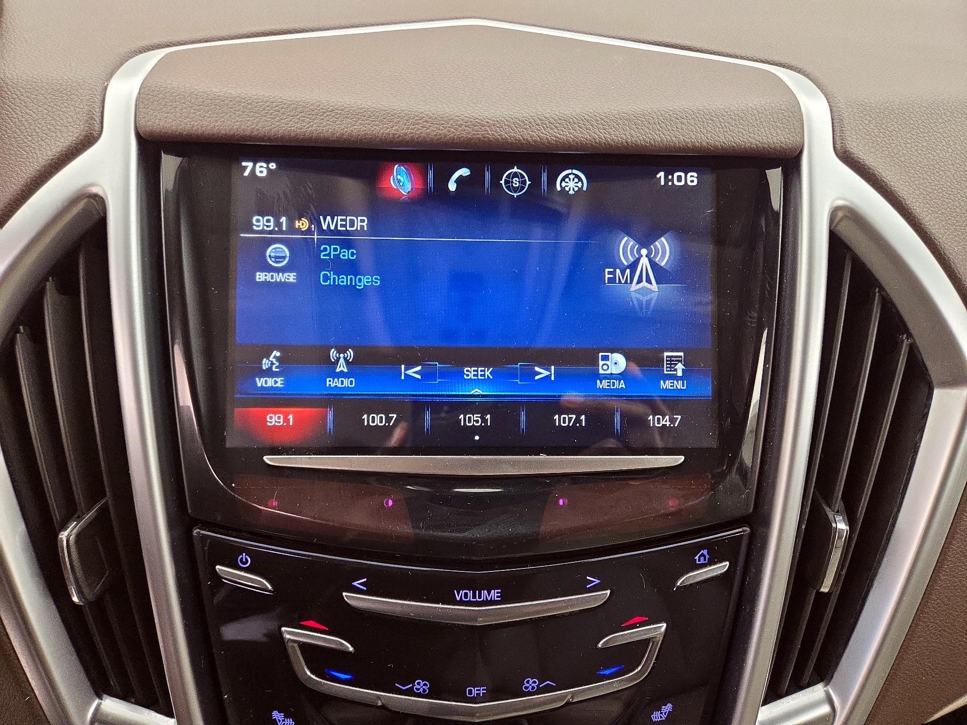 Thumbnail: 2016 Cadillac SRX - 16