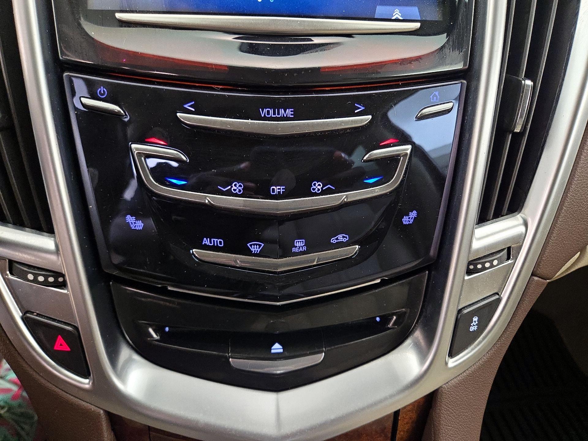 Thumbnail: 2016 Cadillac SRX - 17