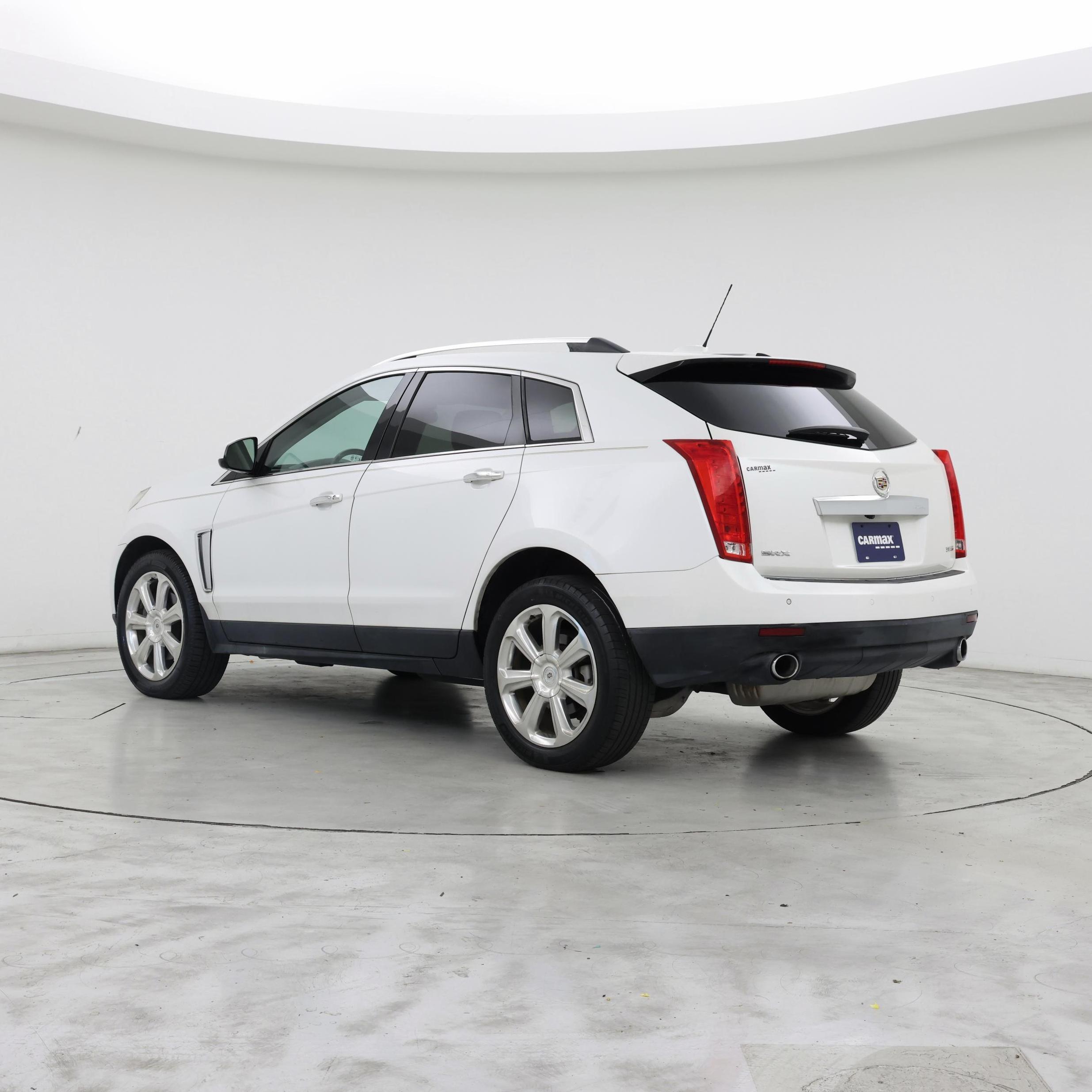 Thumbnail: 2016 Cadillac SRX - 2