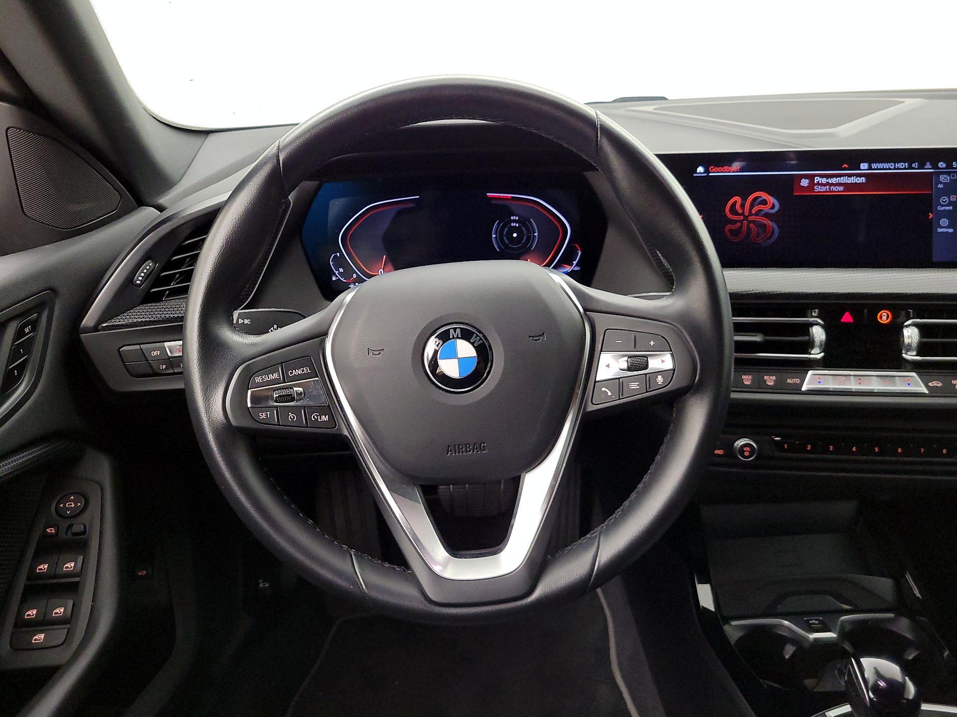 Thumbnail: 2022 BMW 2 Series - 10