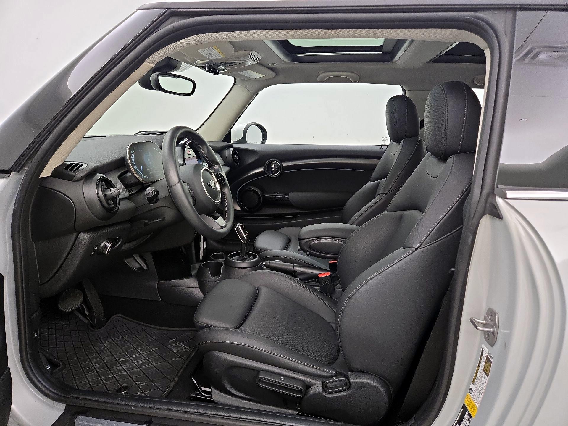 Thumbnail: 2023 MINI Cooper Hardtop - 11